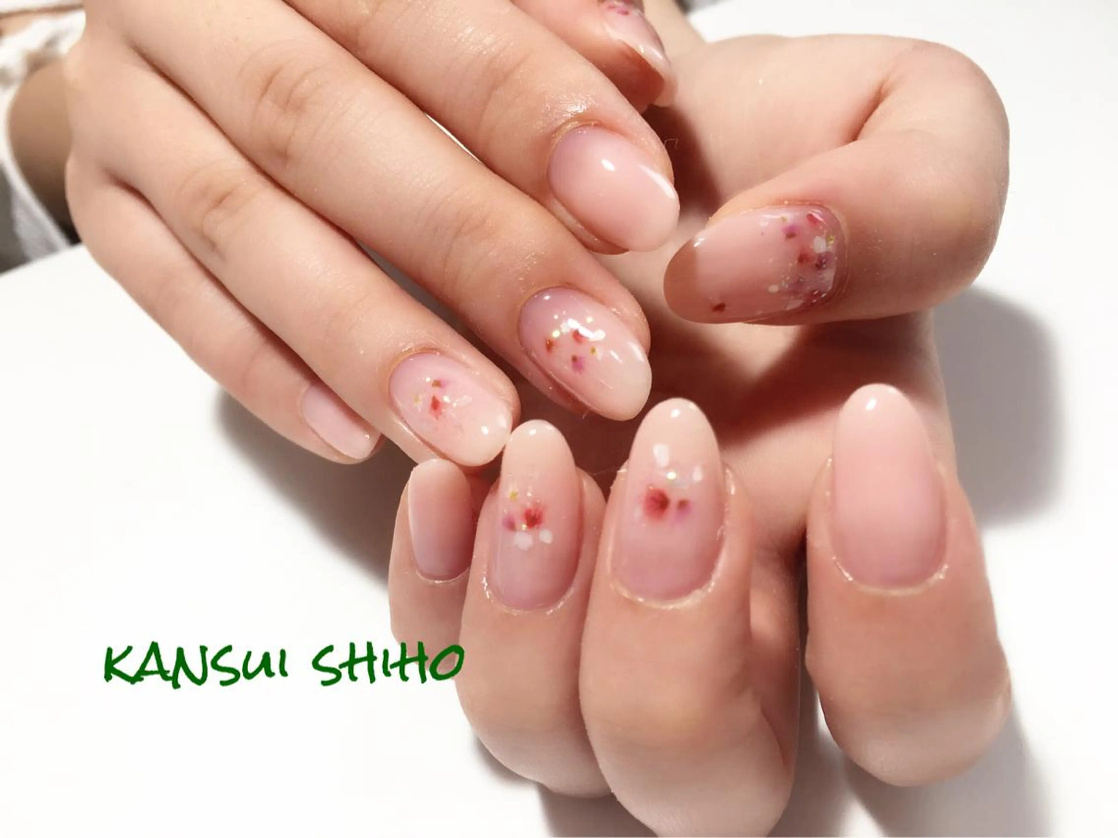 ネイル Elio 国泰寺のネイルデザイン