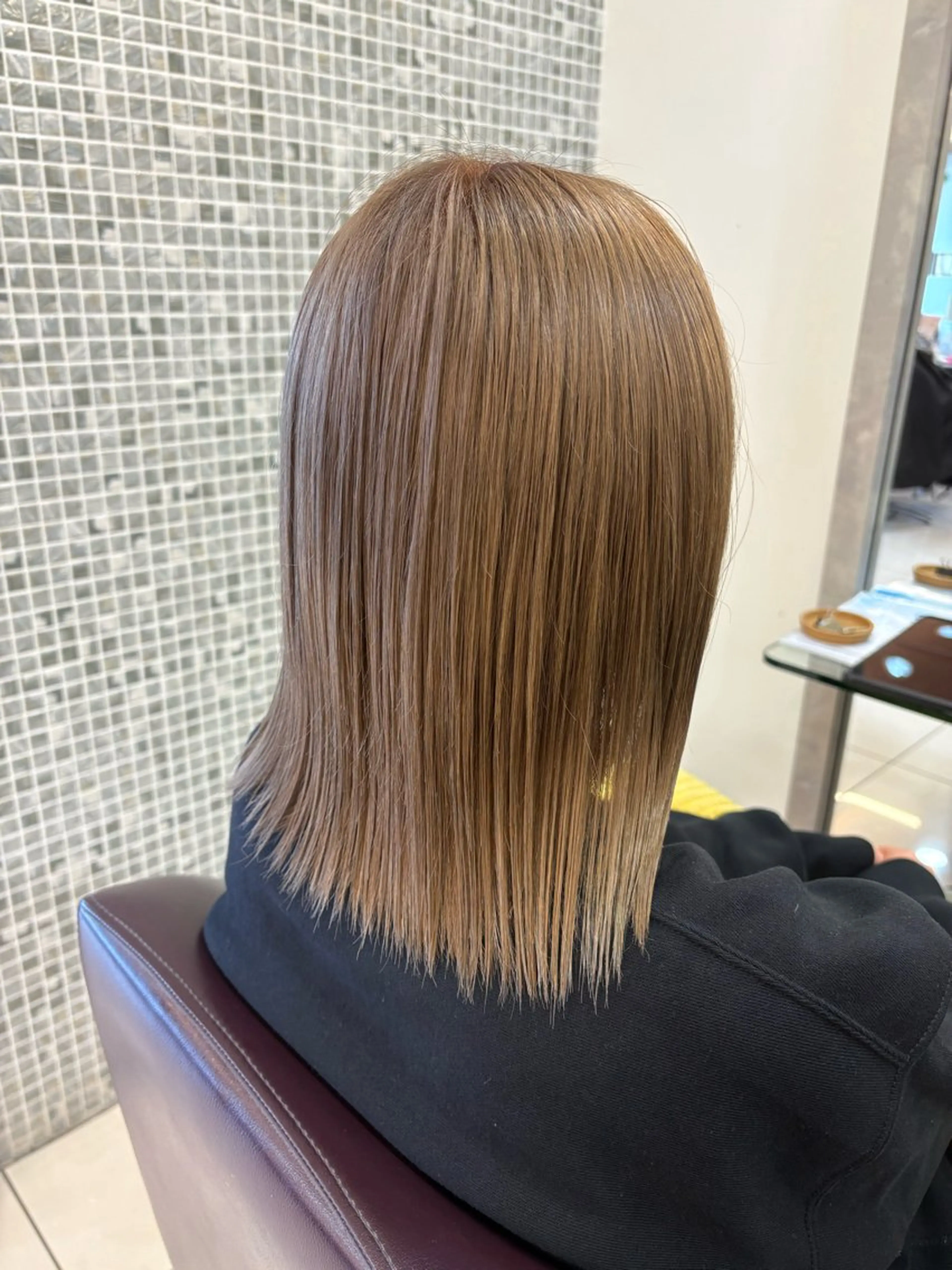 ミディアム カラー 加瀬 真弓のヘアスタイル