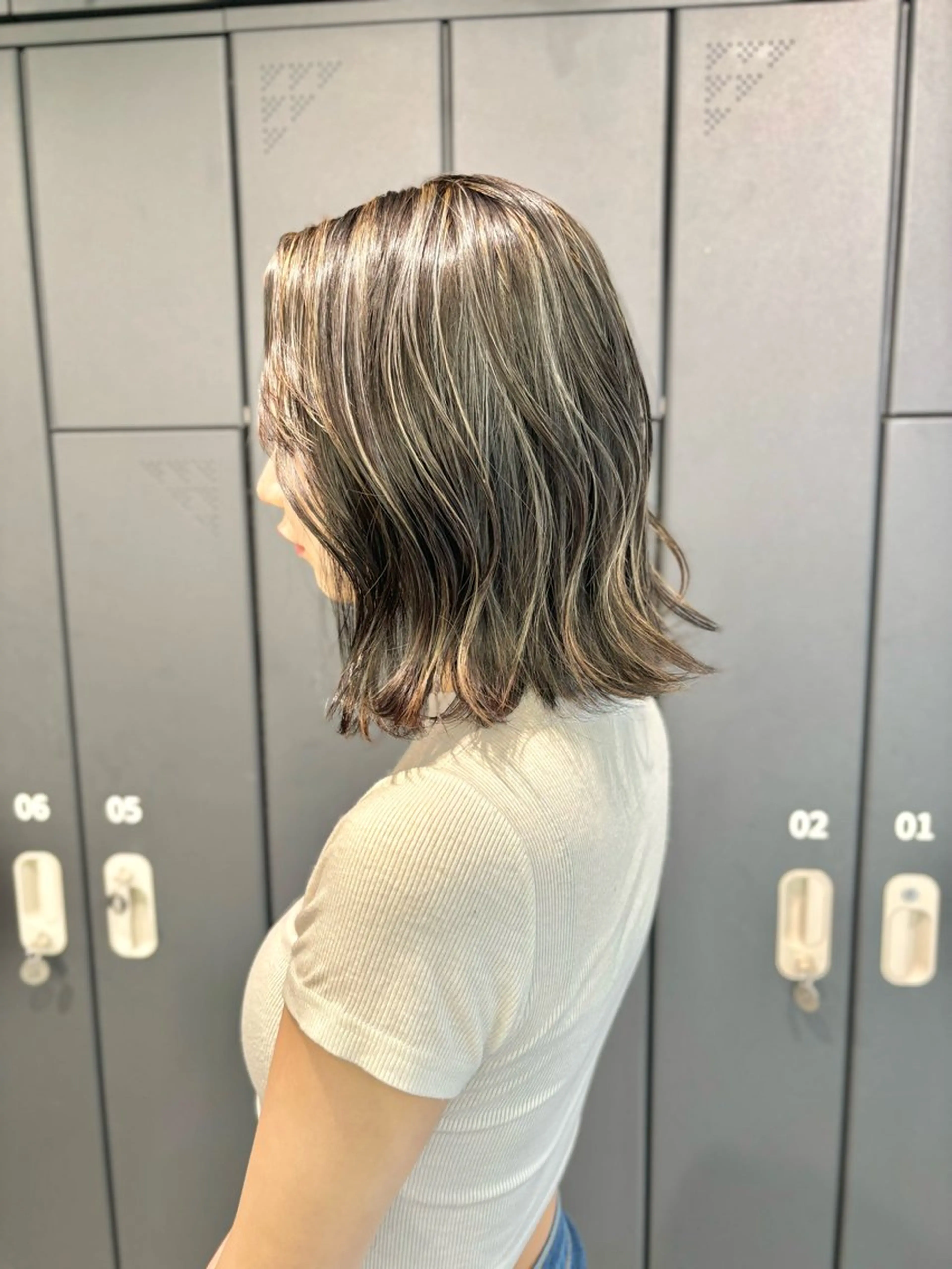 セミロング カラー ハイライトカラー ハイライト カット ヘアカラー トリートメント ハイライト/ショート /ボブ/RYOHEIのヘアスタイル