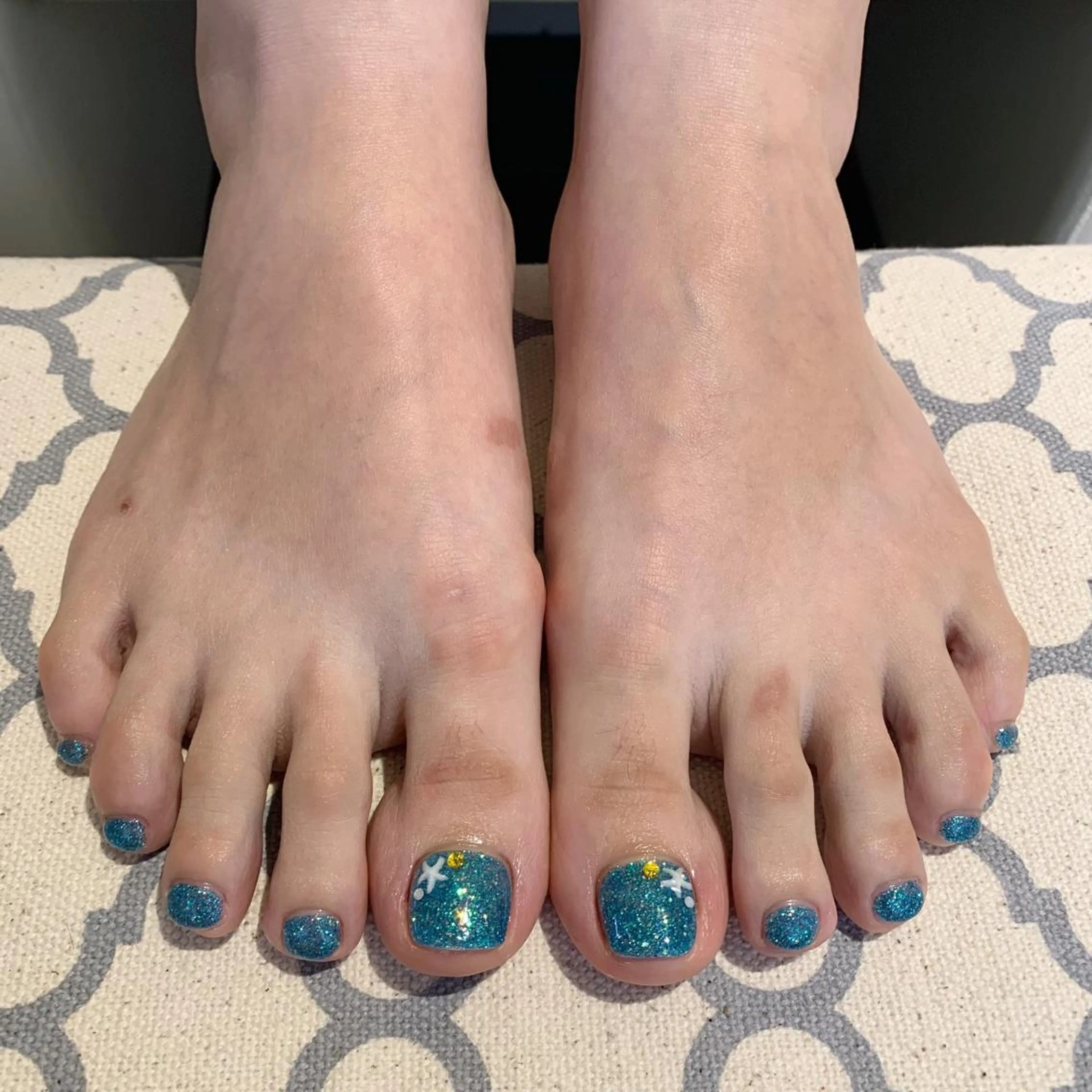 ネイル フットネイル ジェルネイル ワンカラーネイル パラジェル 鈴木 里奈のネイルデザイン