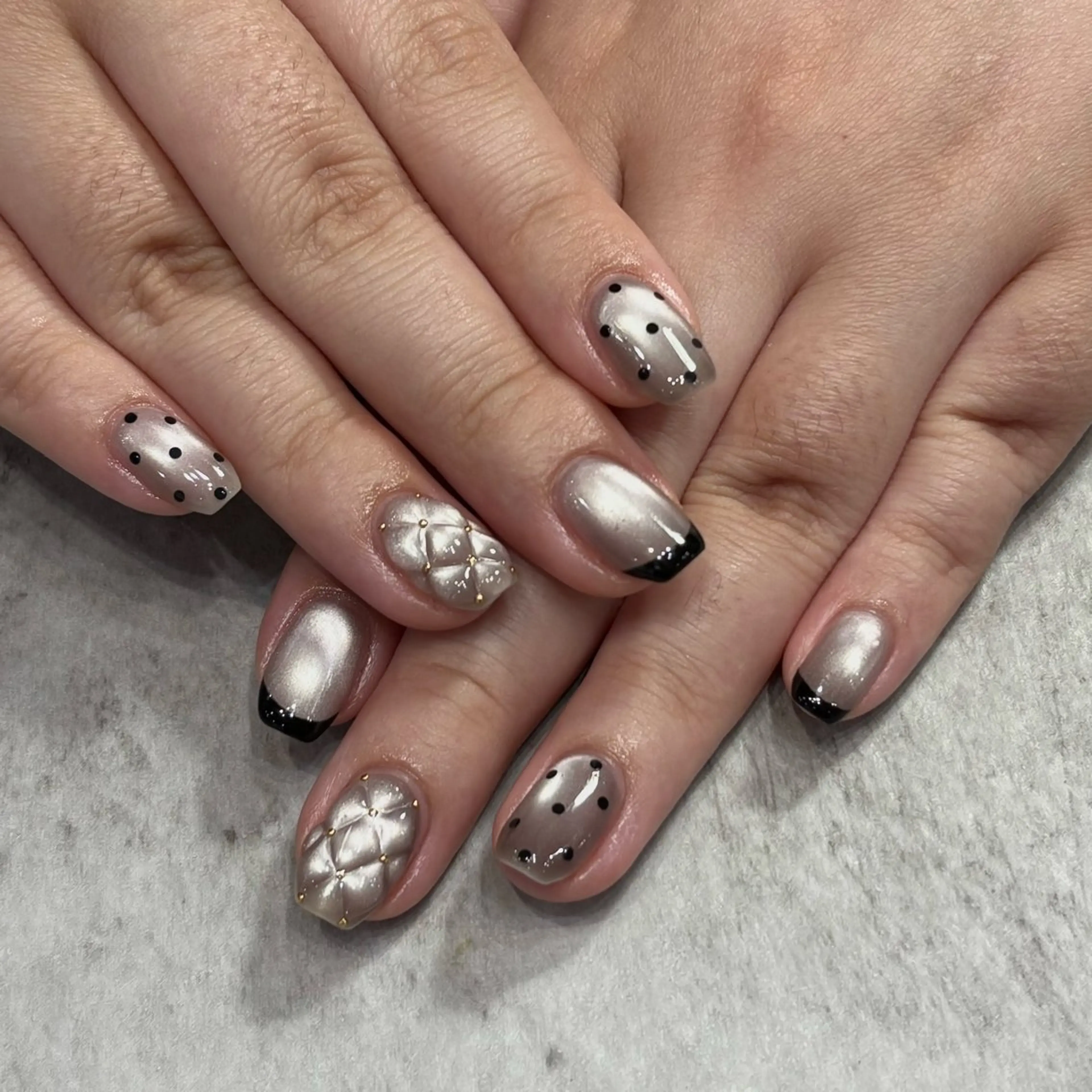 ネイル マグネットネイル ハンドネイル 佐藤 渚紗のネイルデザイン