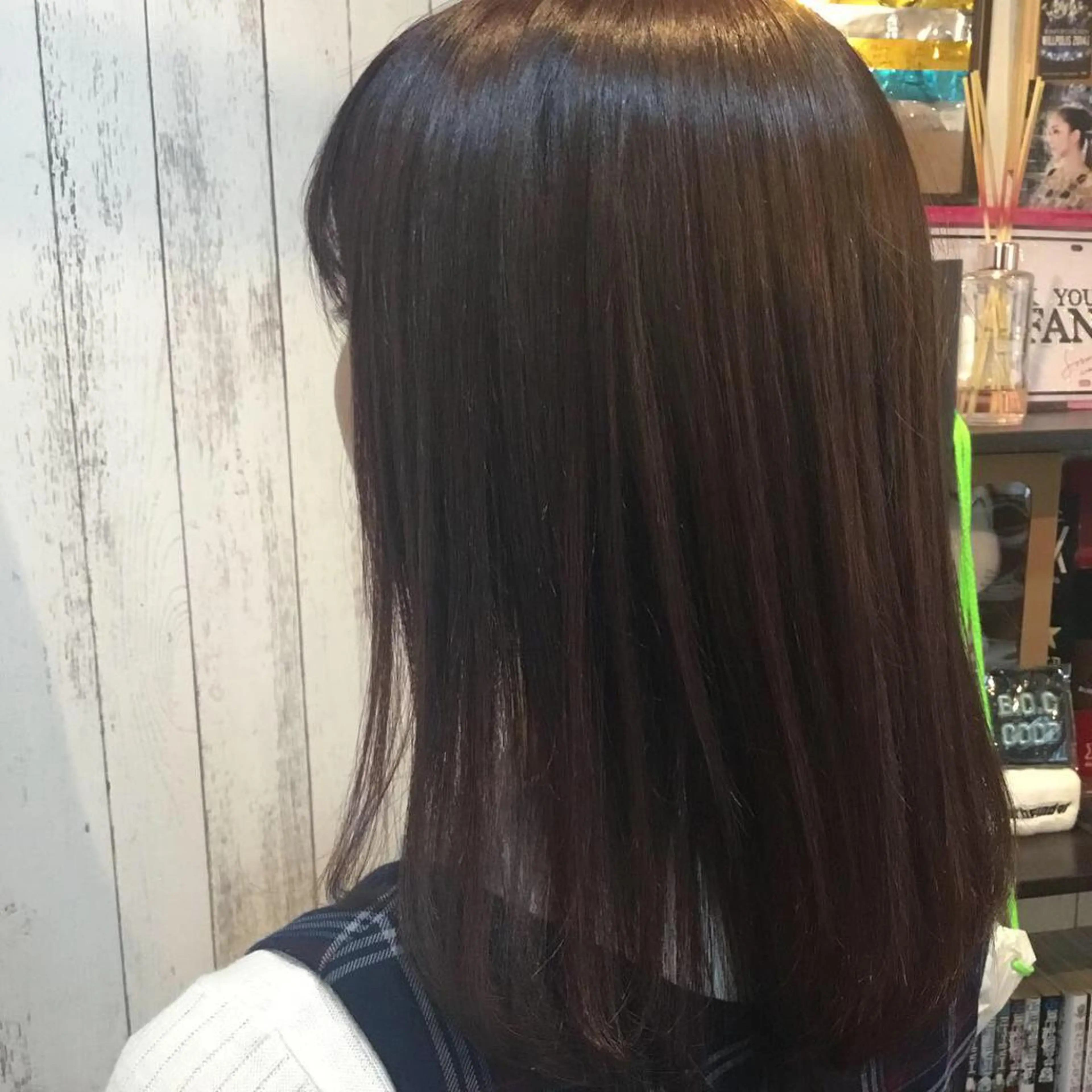 セミロング カラー パーマ 金崎 新吾のヘアスタイル