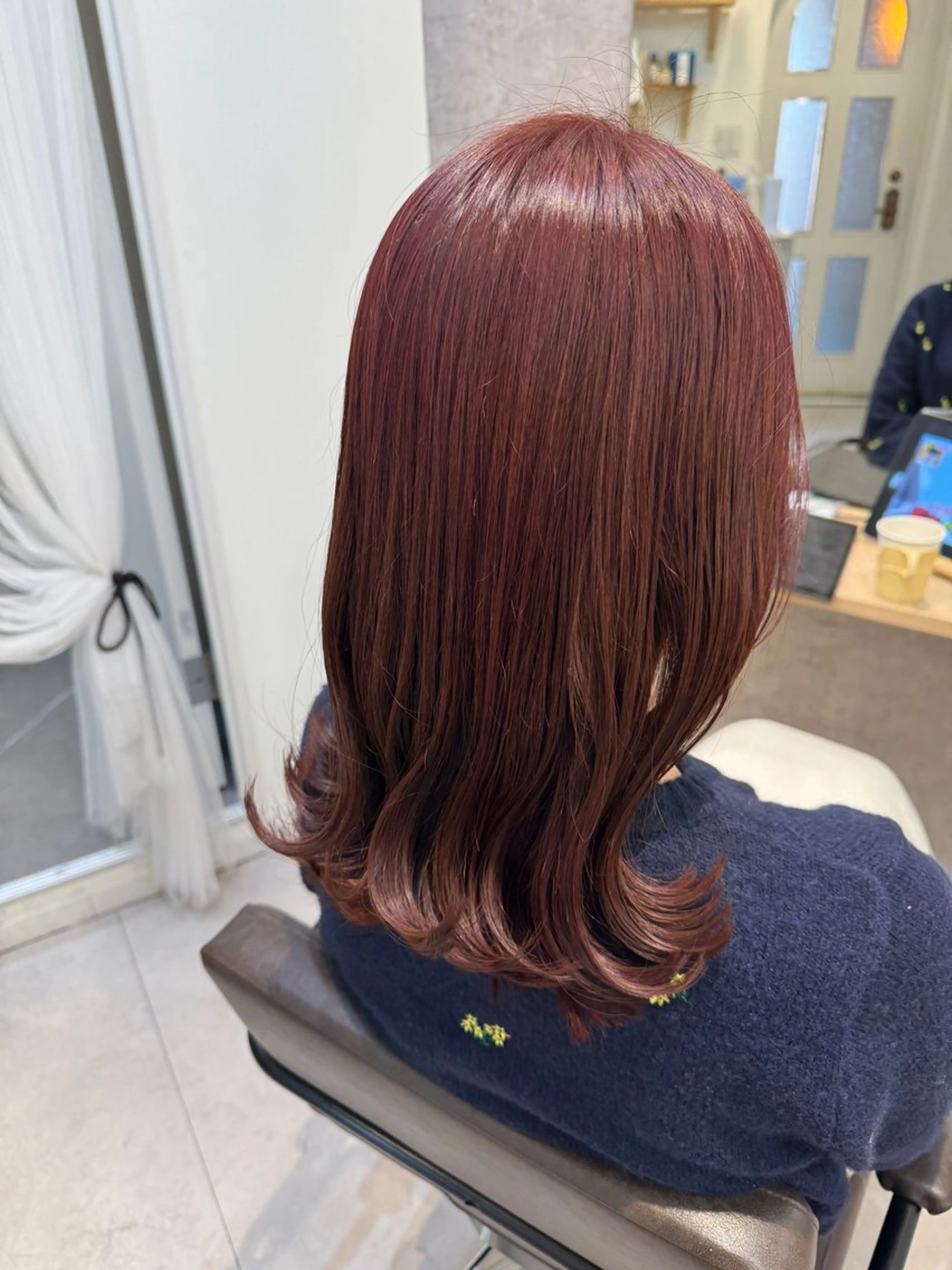 ミディアム カラー ブラウンカラー ピンクカラー ピンクブラウン トリートメント Dxxxx III所属・似合う髪型が 分からない方へのヘアスタイル