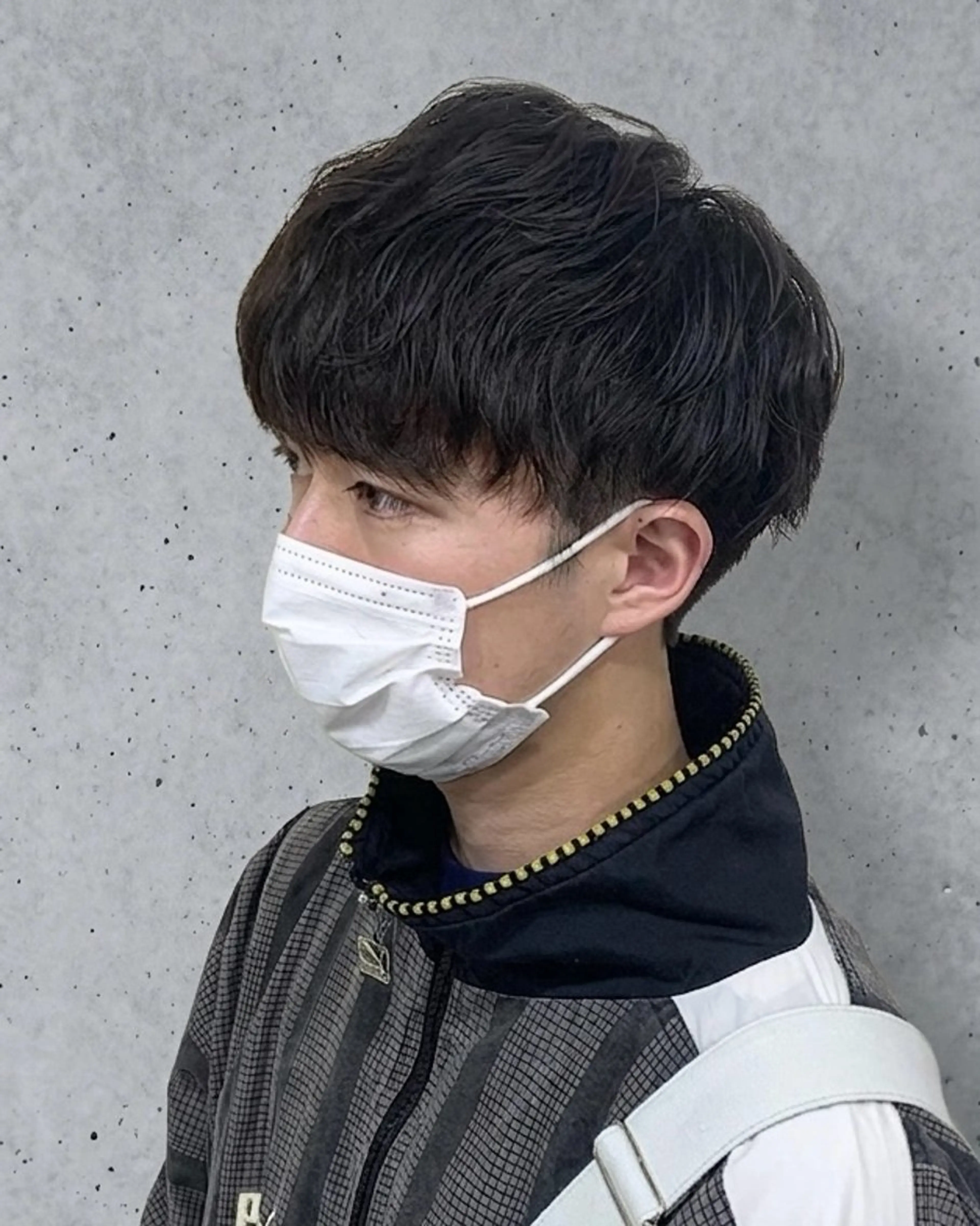 ミディアム パーマ メンズ カット パーマ トリートメント 韓国🇰🇷メンズ パーマクメユウキのヘアスタイル