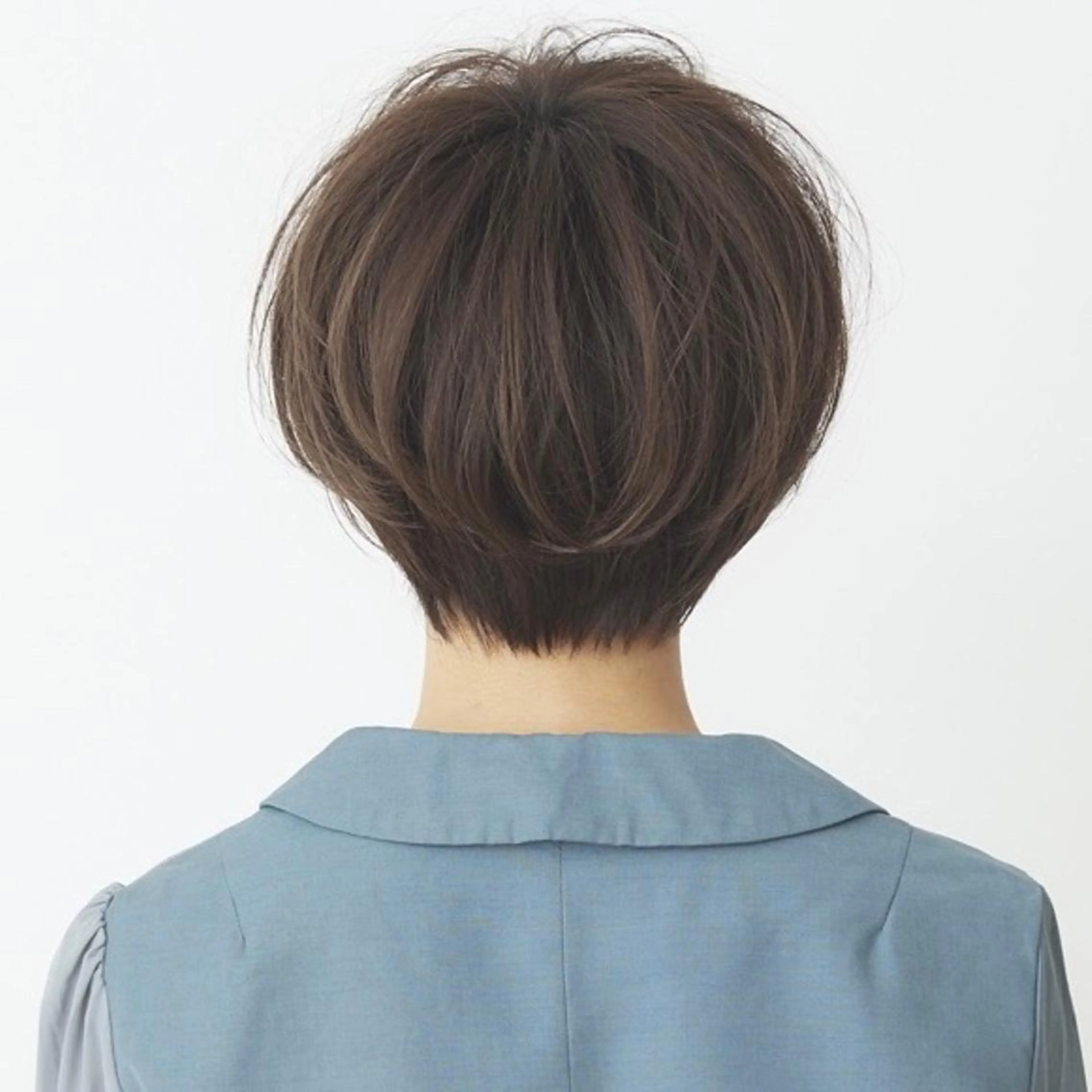 ミディアム カラー 高橋 沙央のヘアスタイル