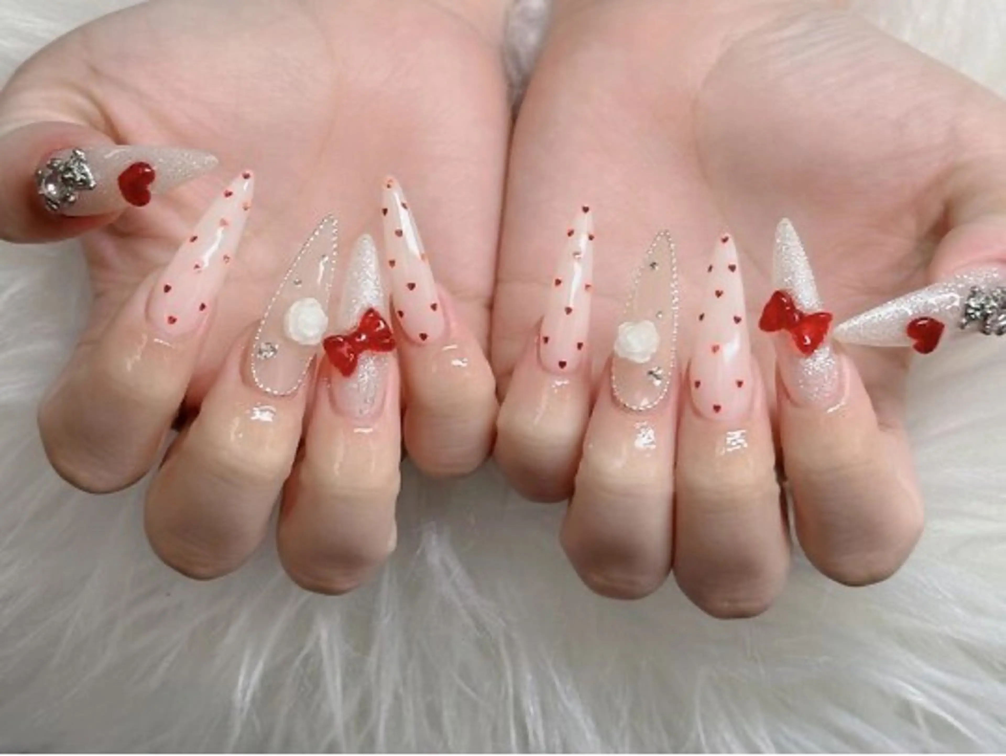 チップ長さ出し10本+アートやり放題+パーツつけ放題 120分の写真