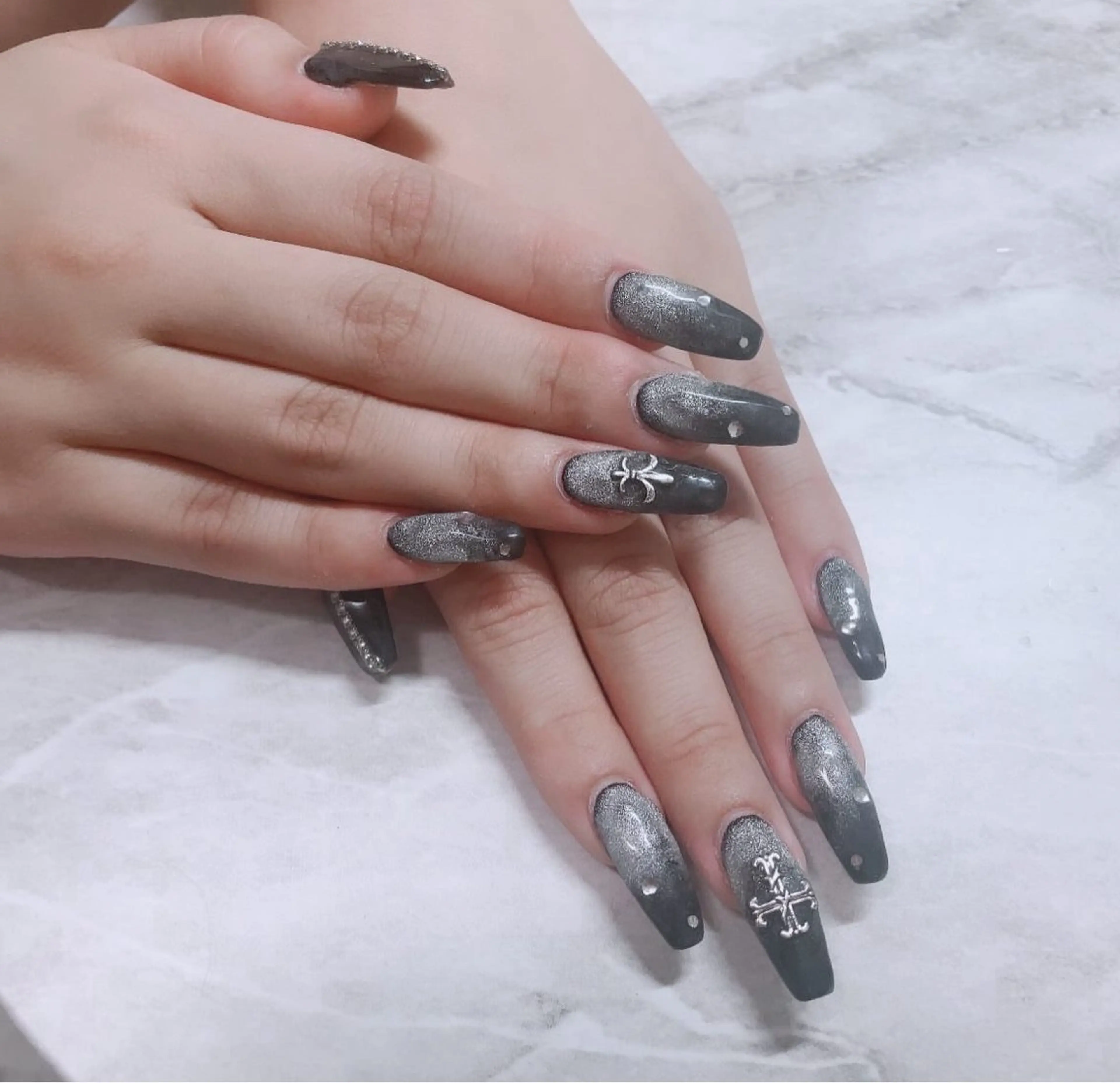 ネイル マグネットネイル 韓国美容×肌管理 kanunu鶴橋店のエステ・リラクイメージ