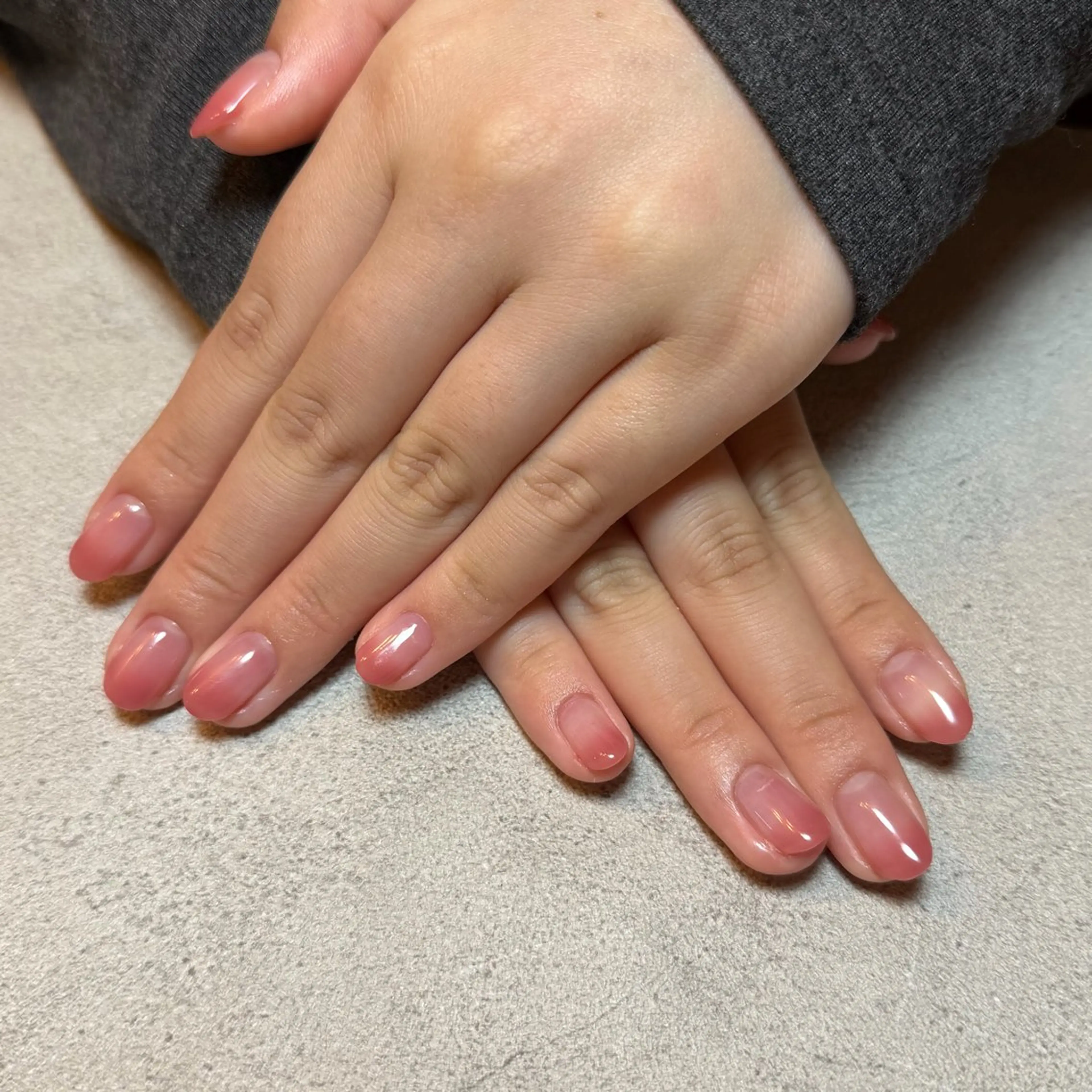 ネイル グラデーション 自由が丘サロン あやめ💅のネイルデザイン