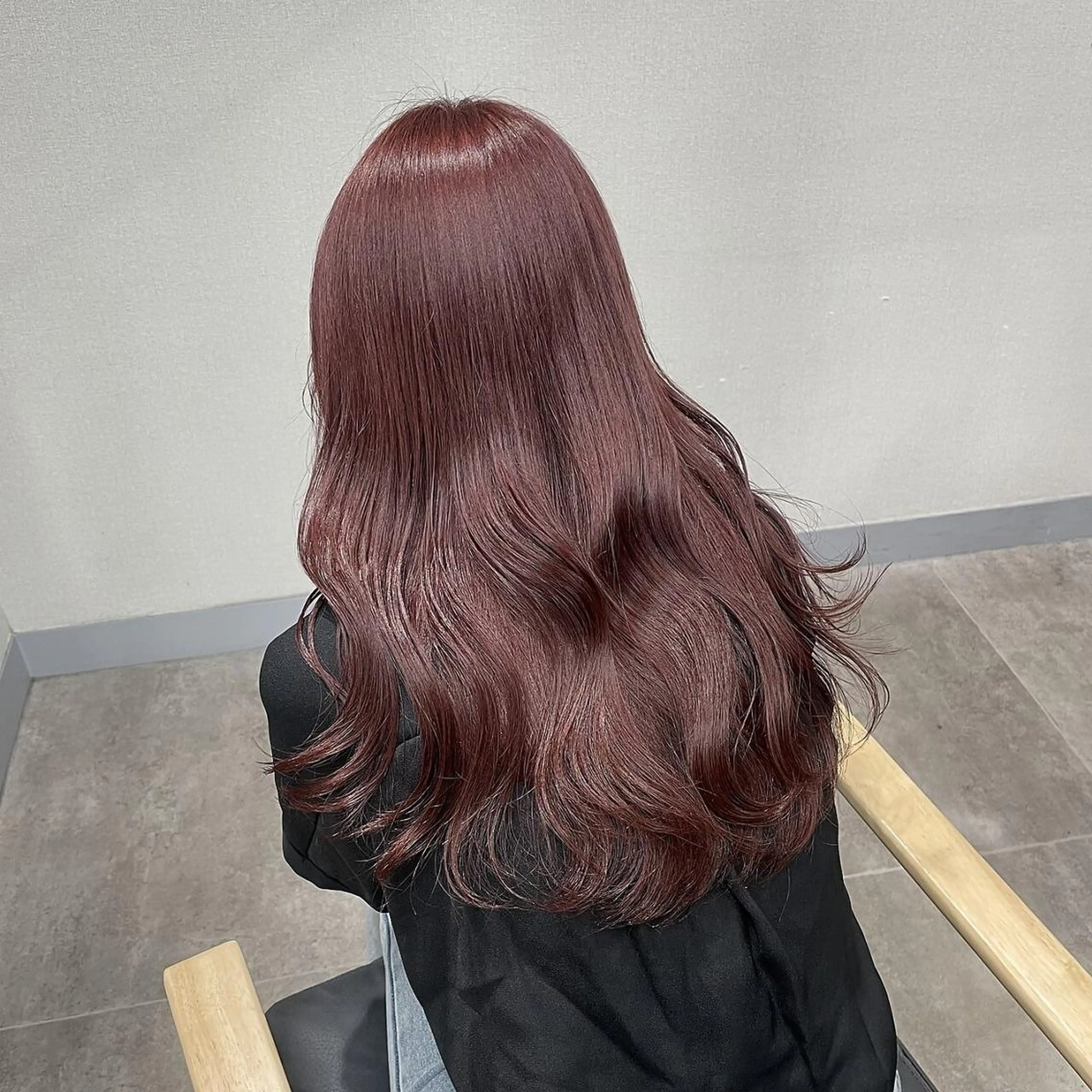 ロング カラー 暖色カラー✨代表しげ オグジュアリーのヘアスタイル