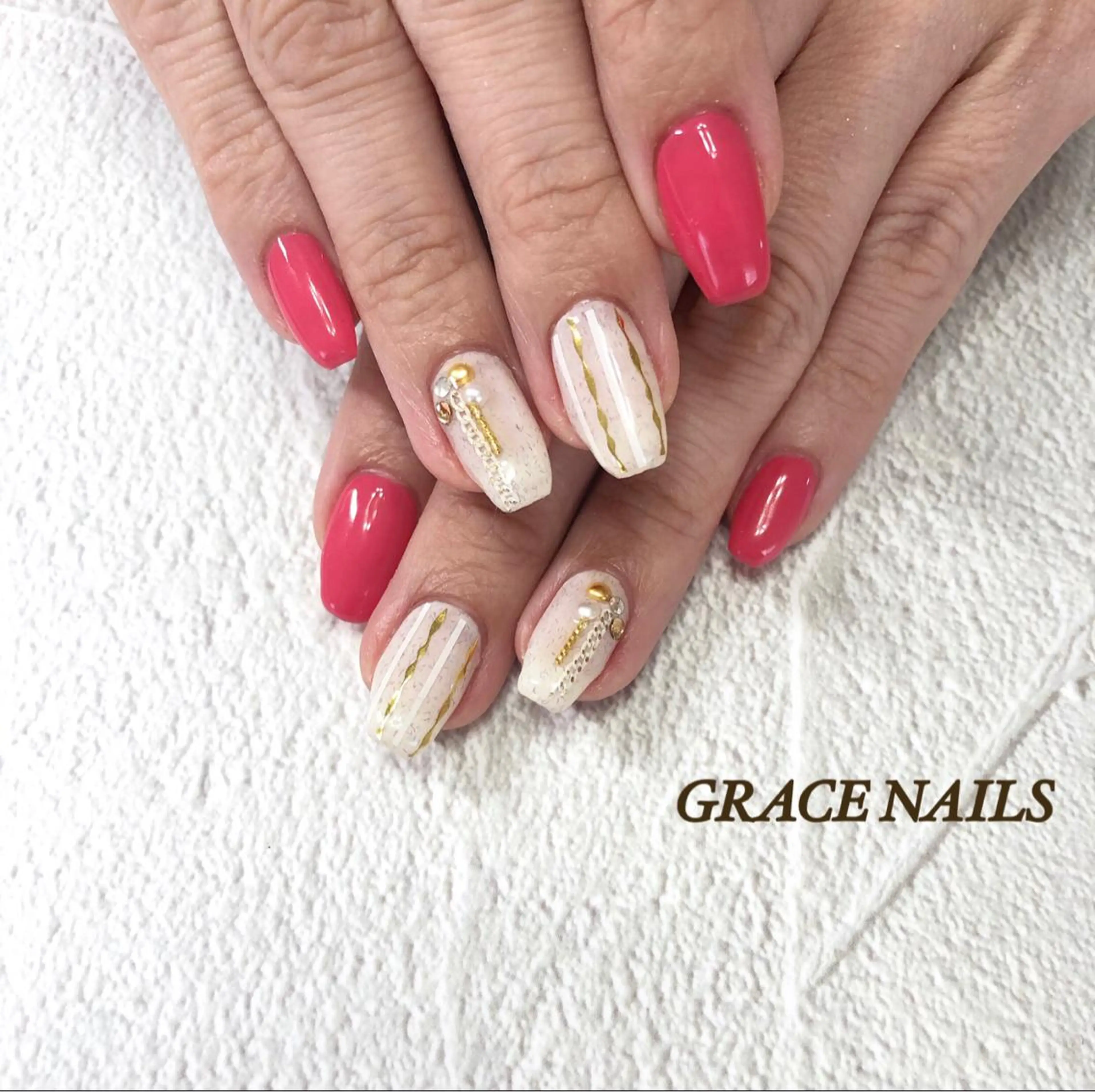 ネイル ハンドネイル フットネイル GRACE NAILSのネイルデザイン