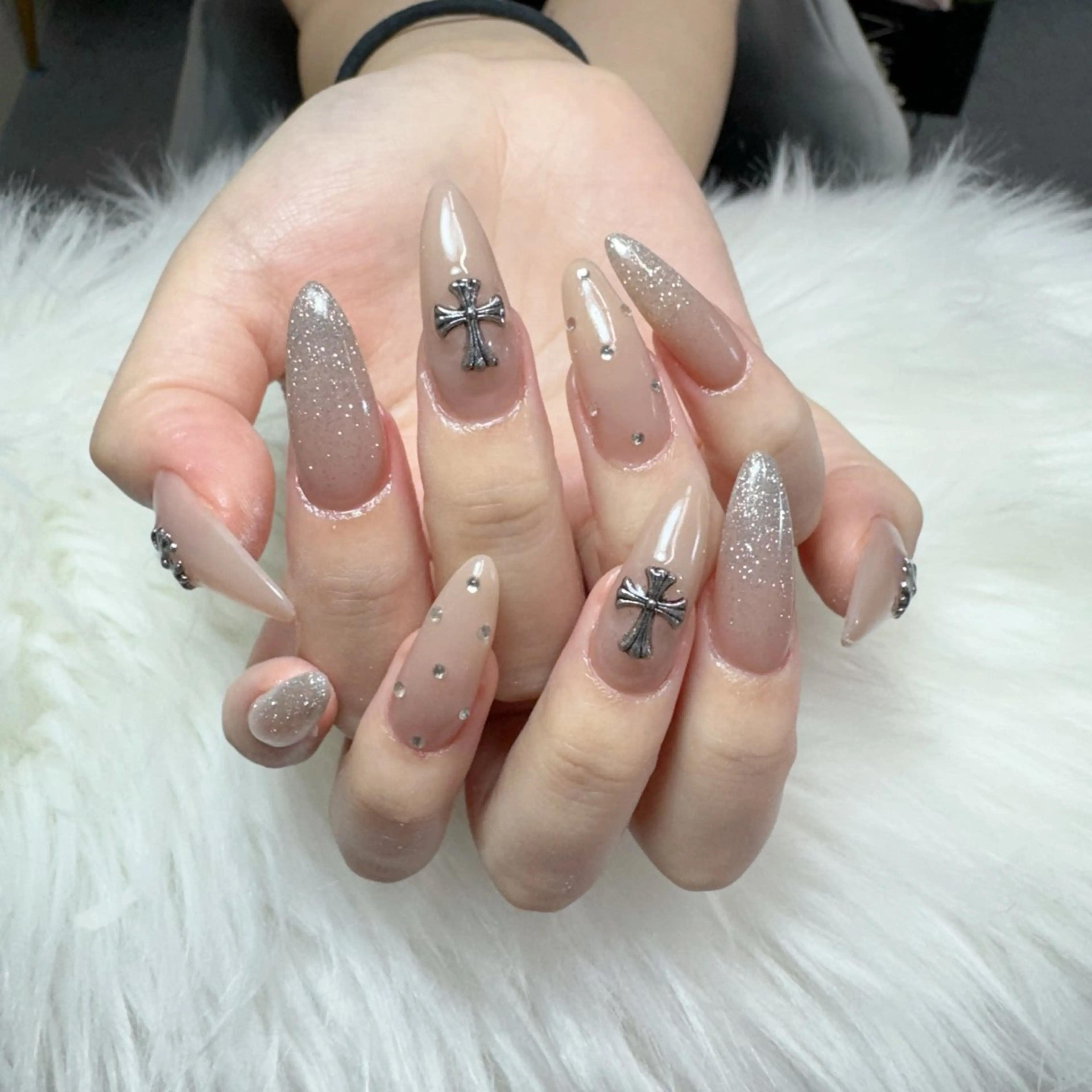 ネイル ハンドネイル 🧸yuki🍯 パラジェル取扱店🐝のネイルデザイン