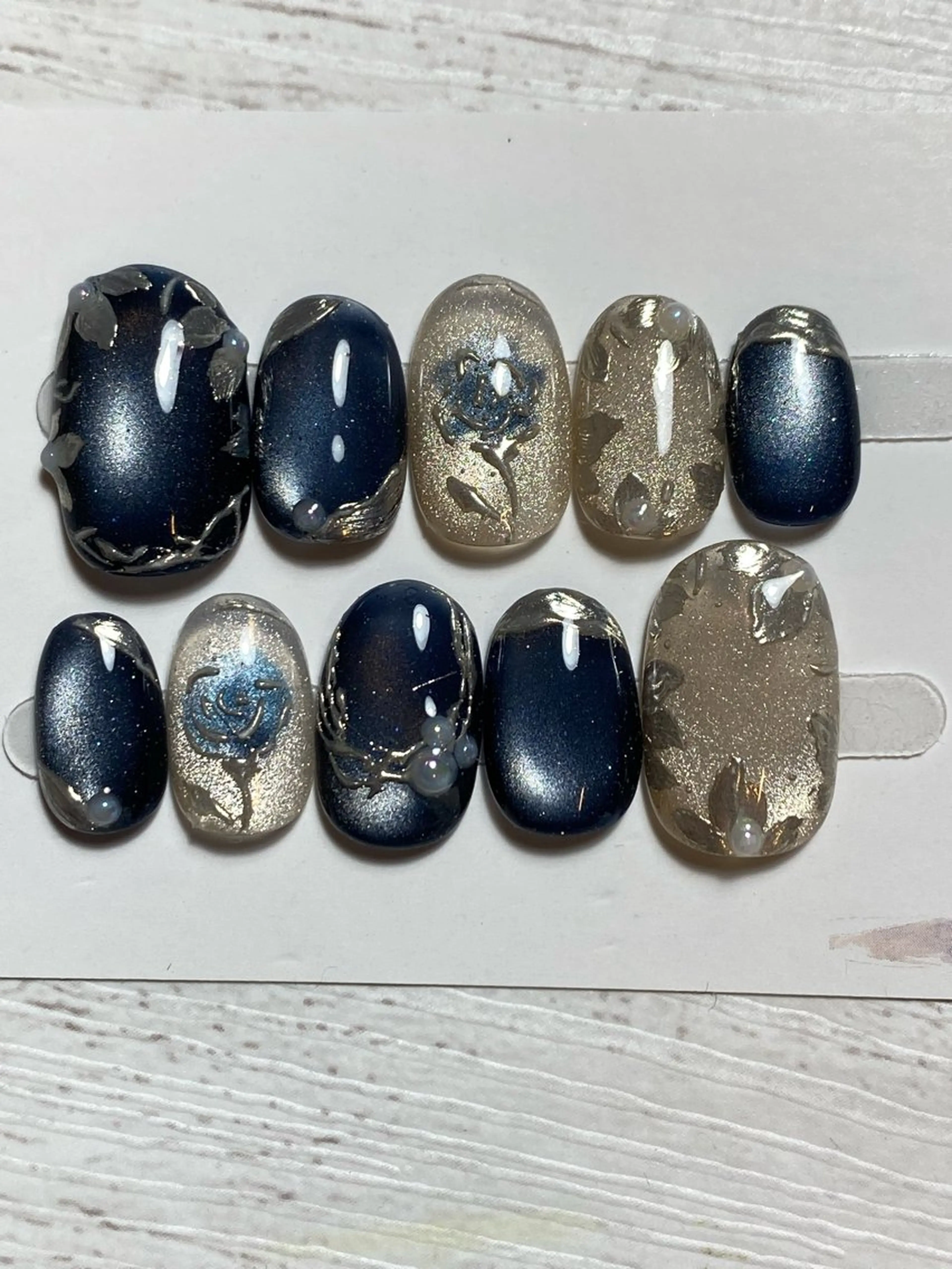 ネイル アートネイル フラワーネイル ニュアンスネイル ✨AiNail💅 ✨高幡不動NEW ✨のネイルデザイン