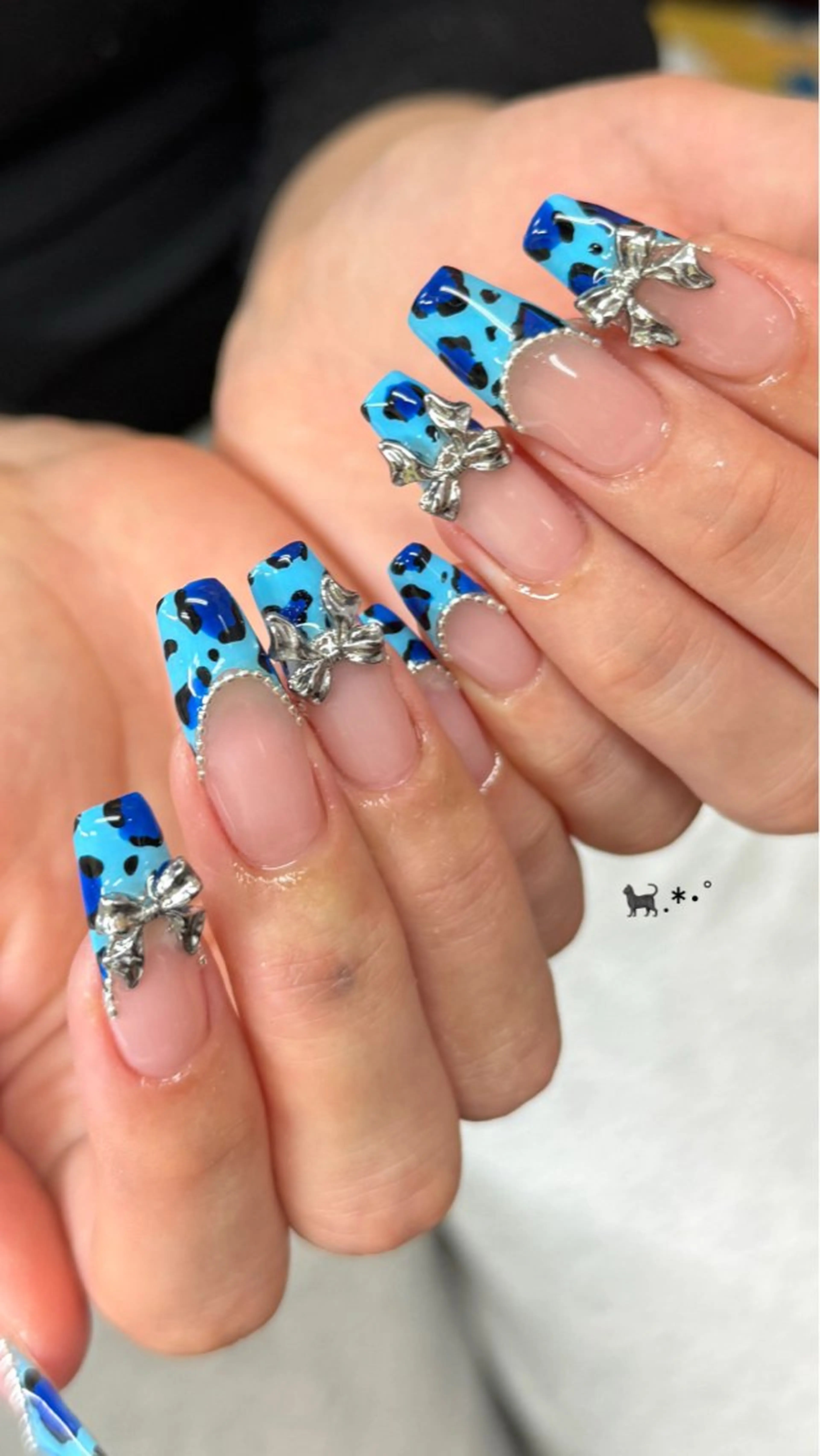 ネイル ハンドネイル niconail 千歳烏山店所属・niconail 🧣ayu 📍烏山のネイルデザイン