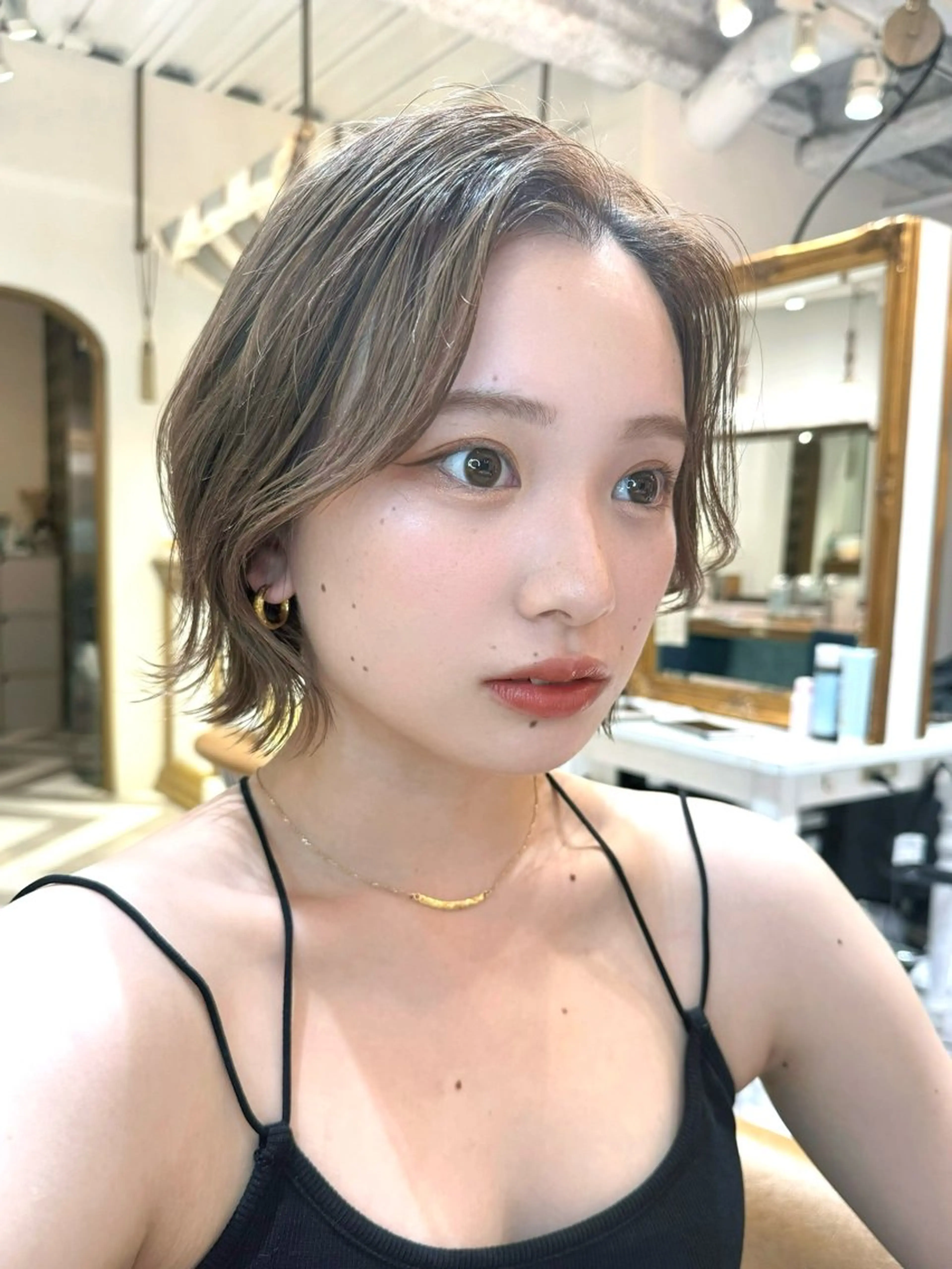 ショート カット ヘアカラー トリートメント レイヤーカット /透明感カラー西田のヘアスタイル