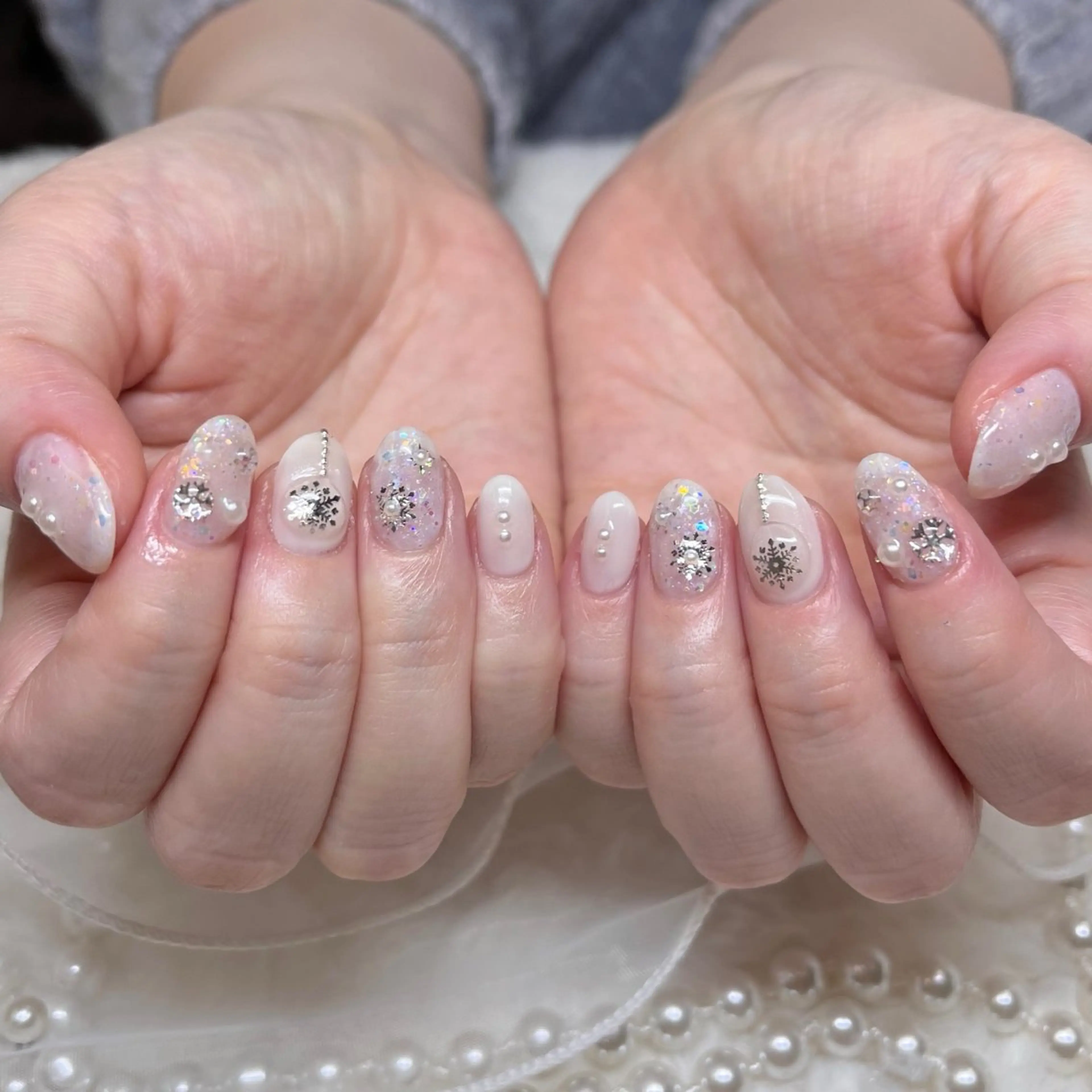 ネイル オーロラネイル キラキラネイル ぷっくりネイル 冬ネイル ハンドネイル Vogustys Nail 山田のネイルデザイン