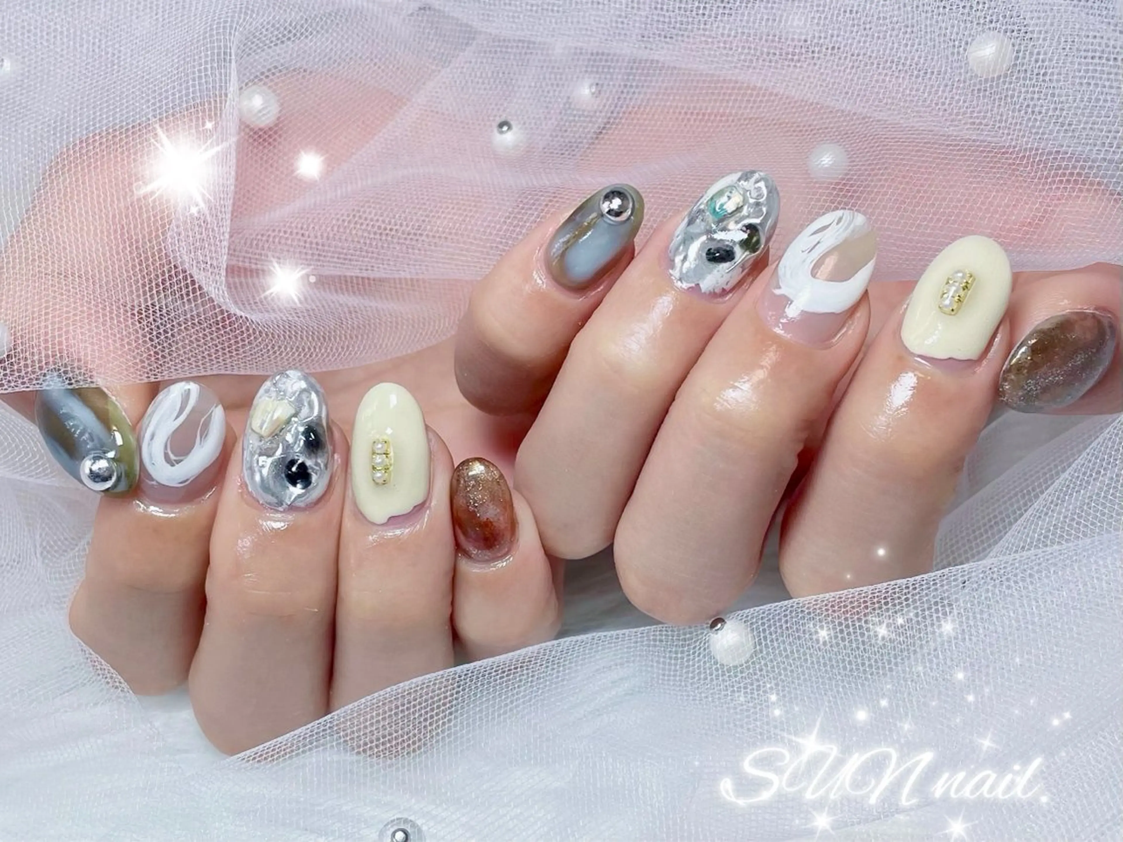 ネイル ハンドネイル ハンドケア SUN nail上本町のネイルデザイン