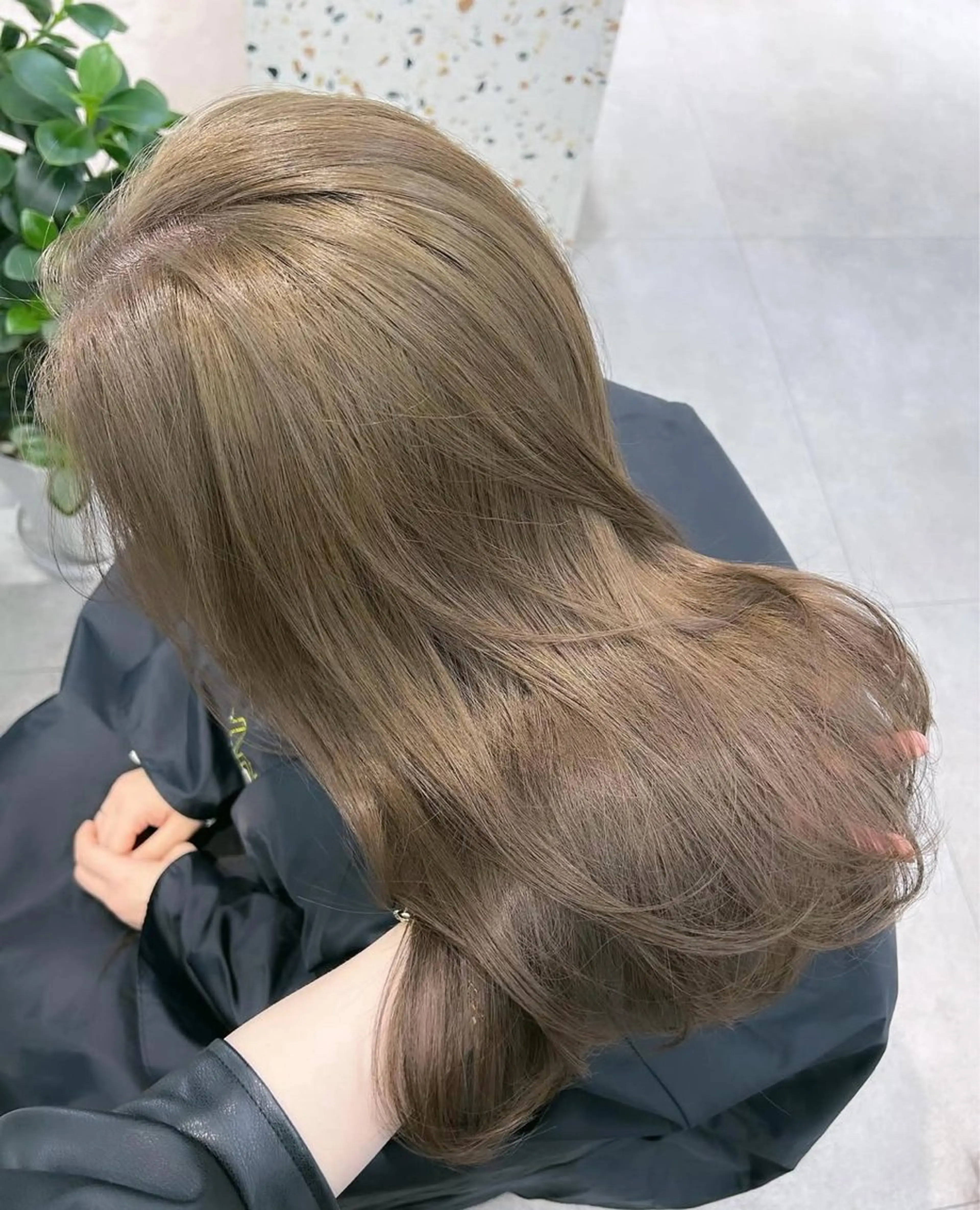 ロング sera 🎀ベージュのヘアスタイル