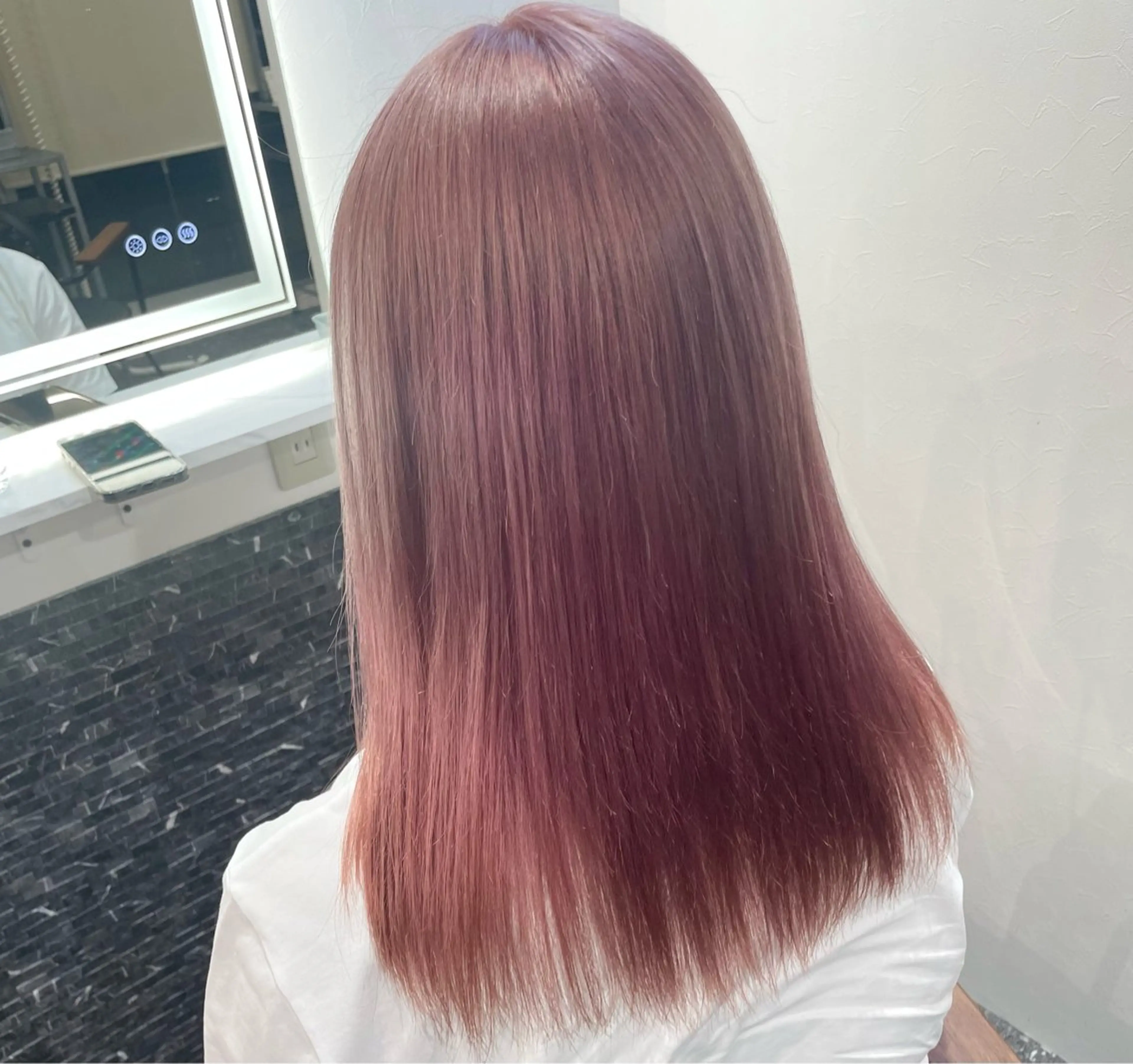 セミロング 髪質改善✨ ULTOWA🌈のヘアスタイル