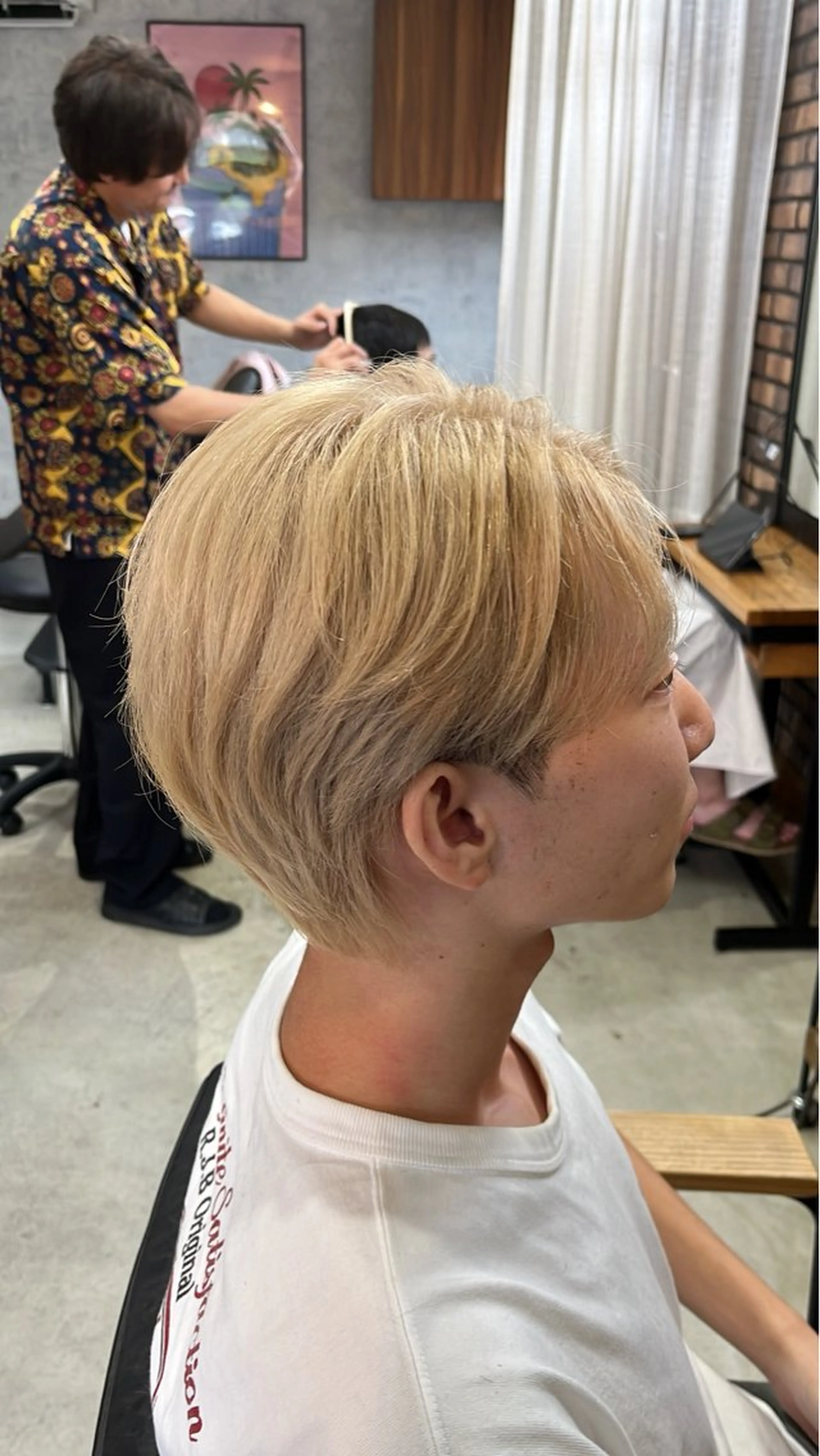 ダブルカラー（ブリーチ込み）の写真