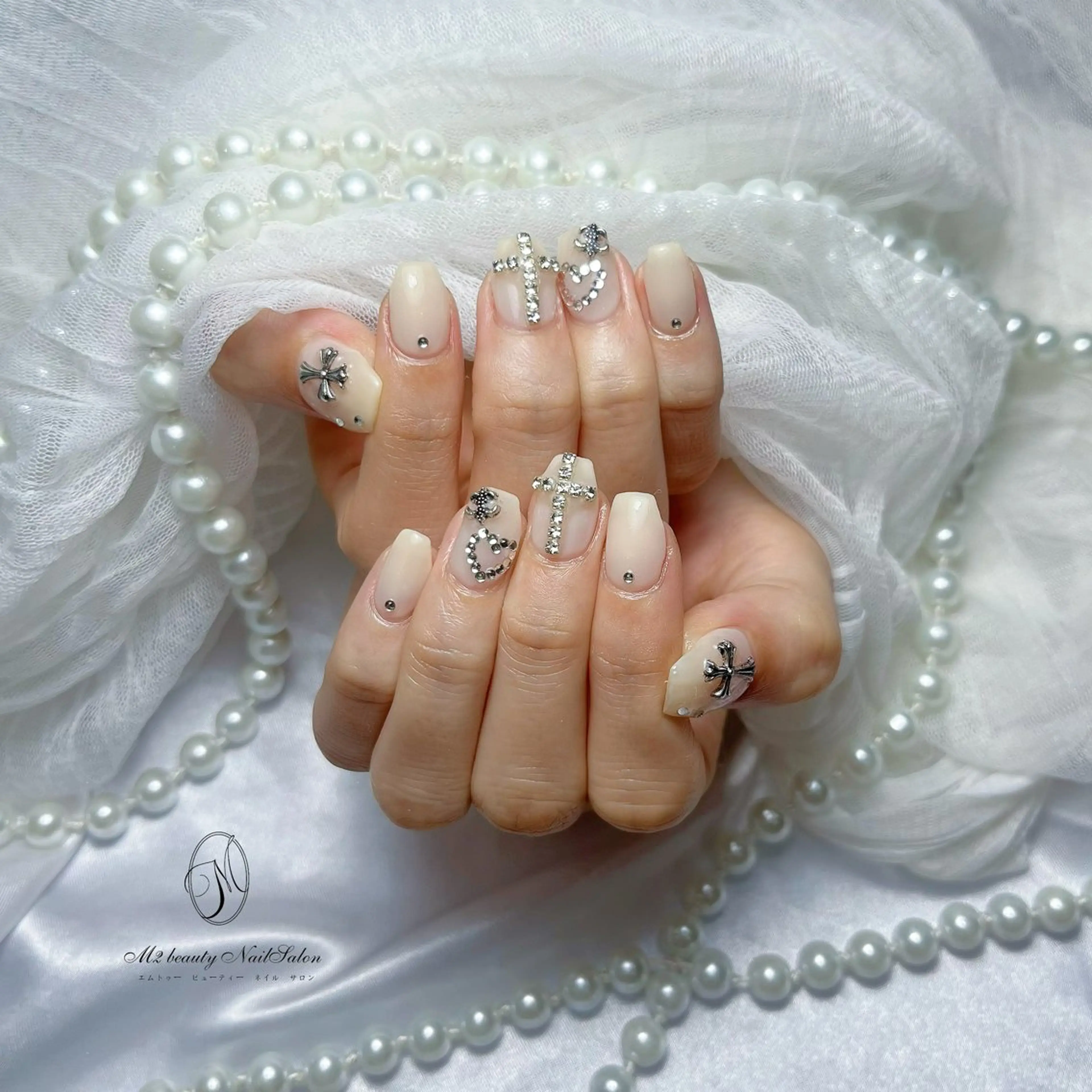 ネイル ハンドネイル M2 BEAUTY Marieのネイルデザイン