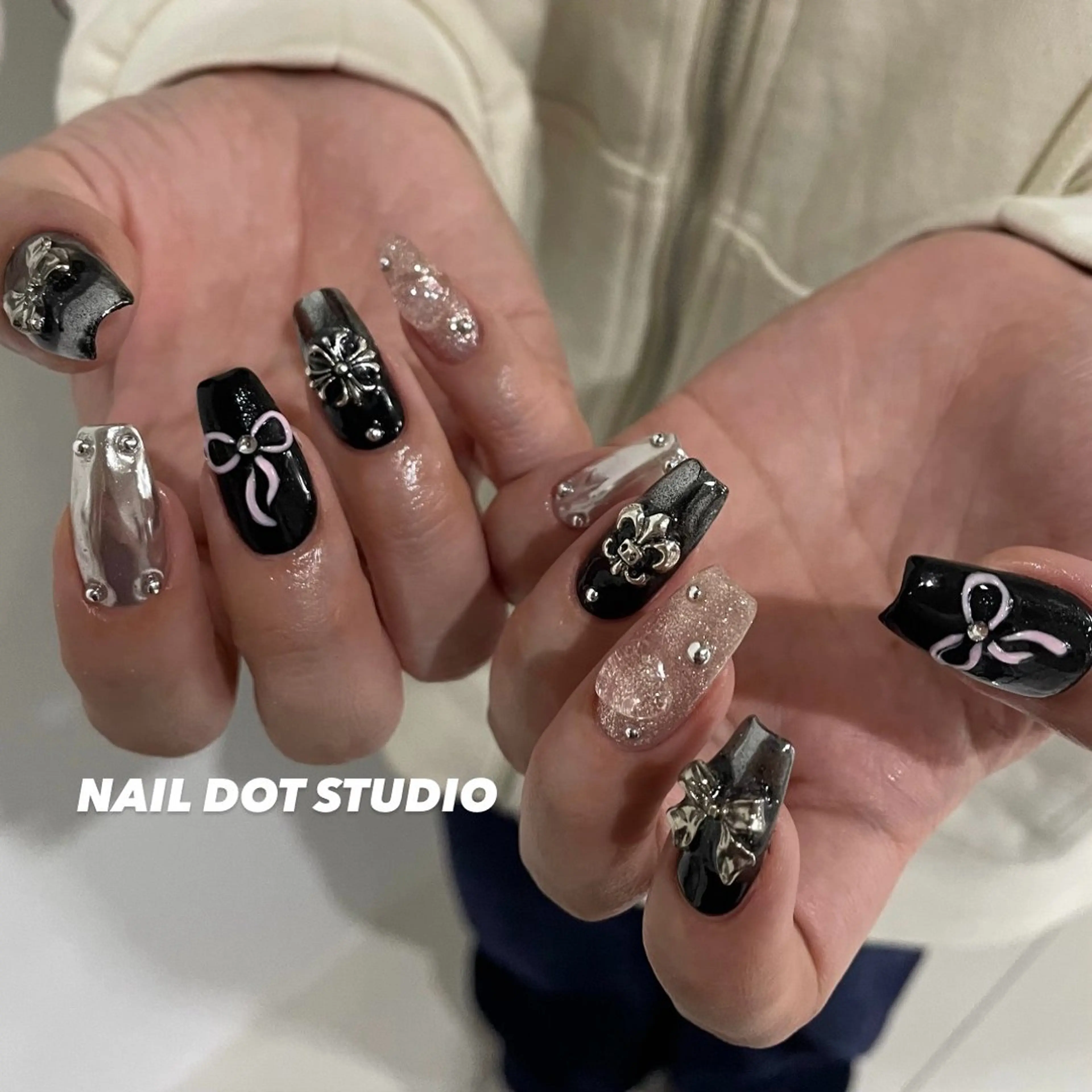 ネイル NAIL DOT STUDIO堺筋本町のネイルデザイン