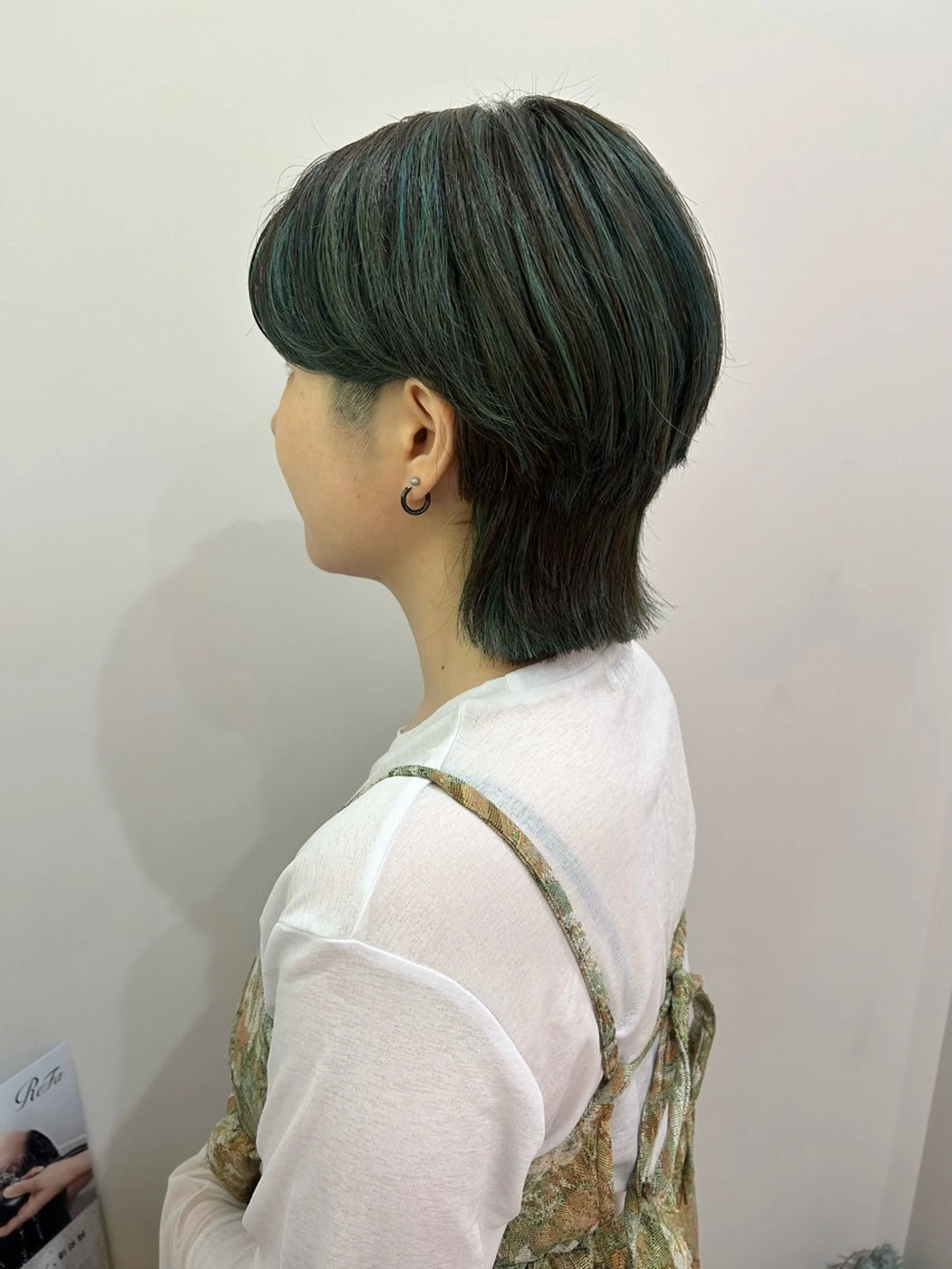 ミディアム カラー ハイライトカラー ハイライト ウルフカット カット ヘアカラー トリートメント ボブレイヤー/ カラー診断/Amiのヘアスタイル