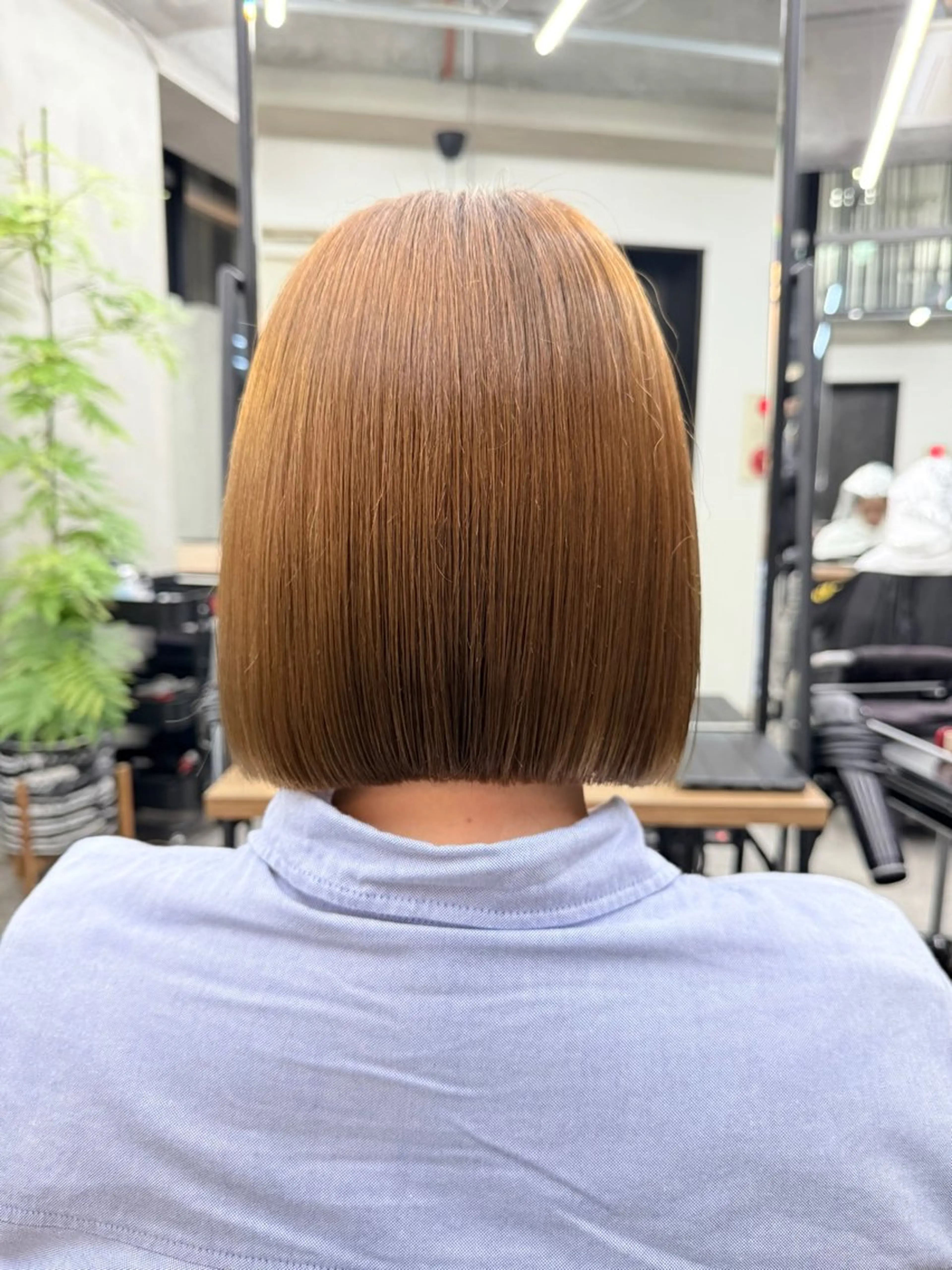 ミディアム カット ヘアカラー 髪質改善/美髪矯正/ 小顔ボブNANAのヘアスタイル