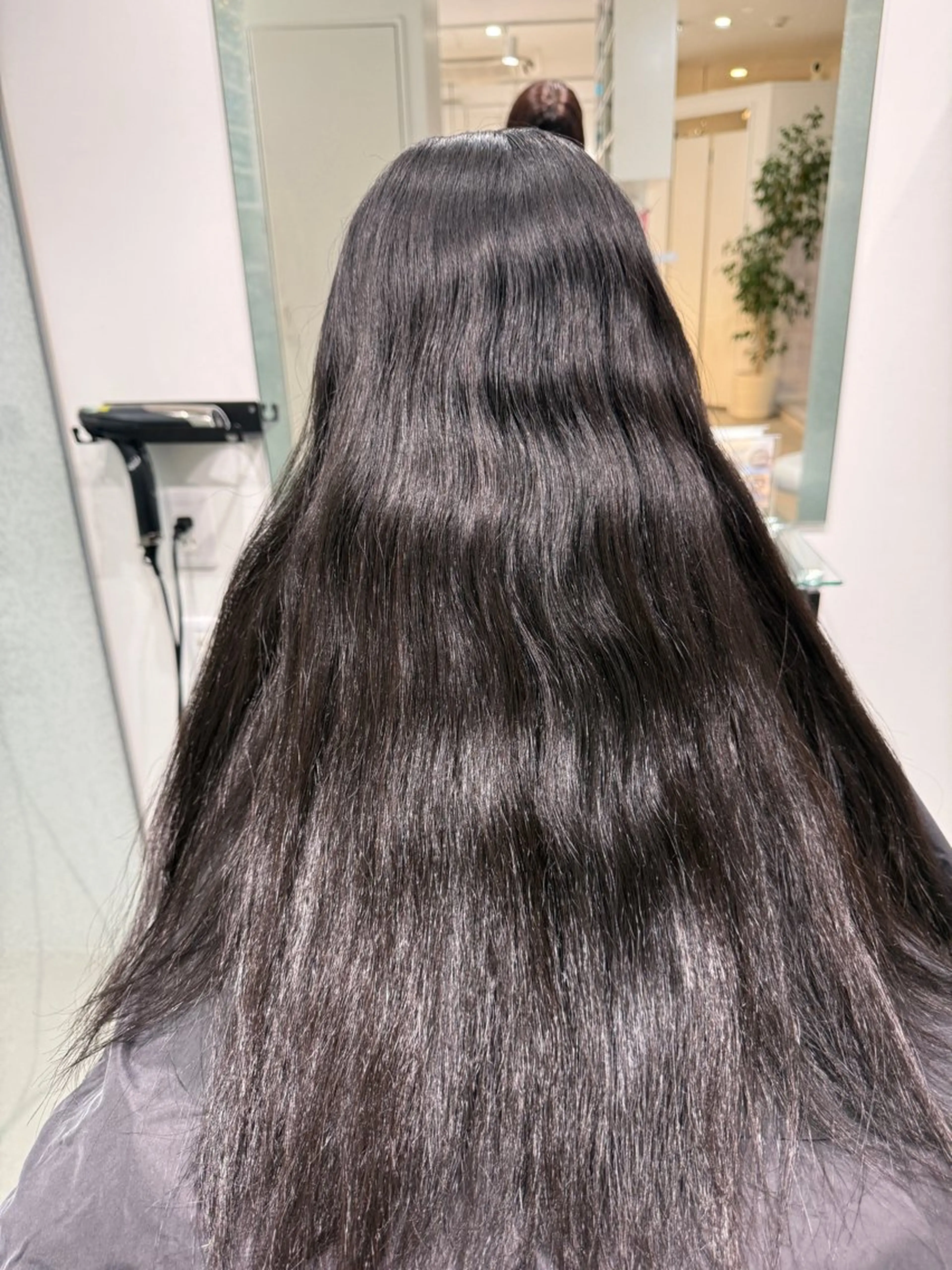 ロング 縮毛矯正 似合わせスタイル☁️ 堀内志茉🍀のヘアスタイル