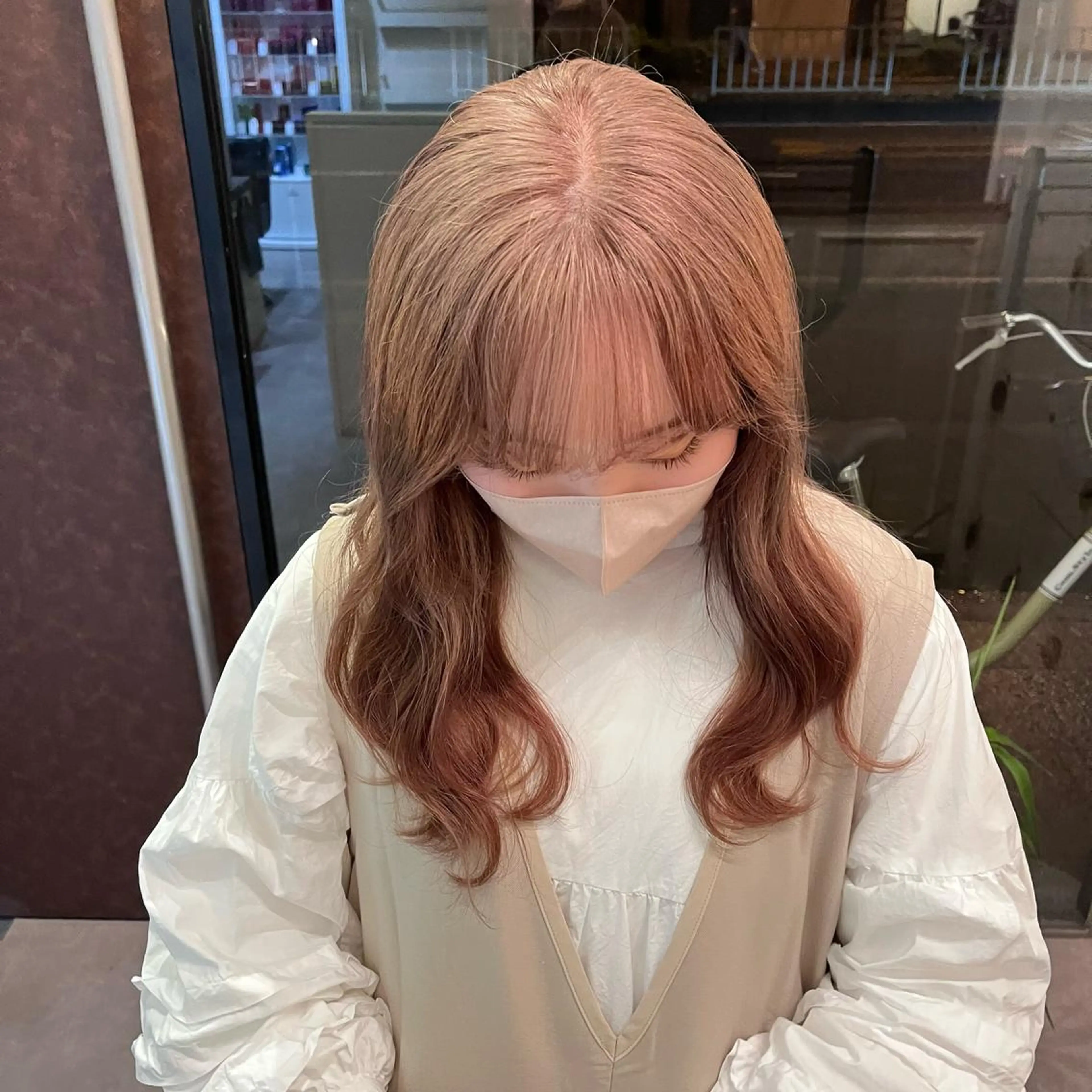 ロング カラー 渡邊 唯のヘアスタイル