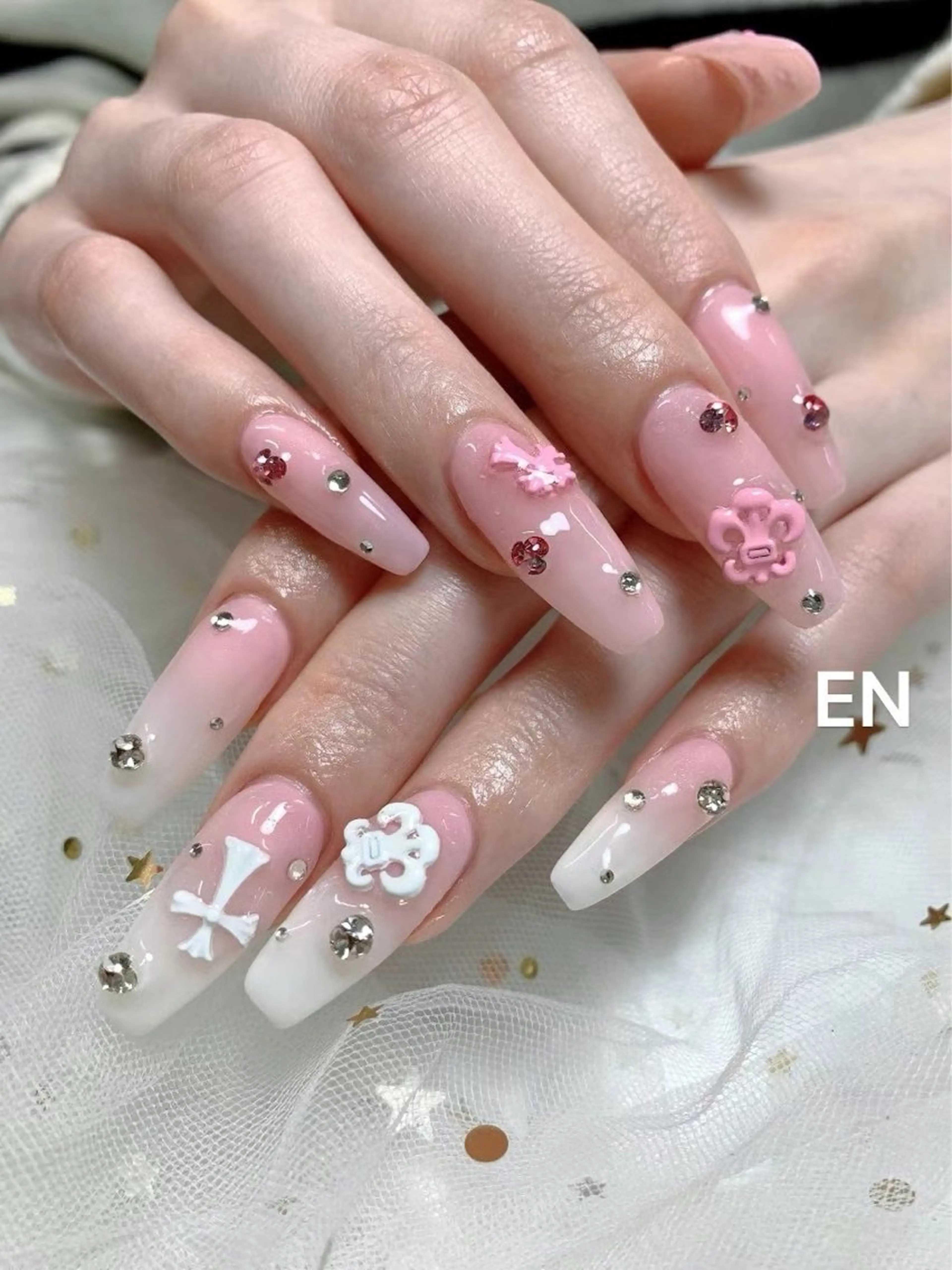 ネイル ENsalon Takareiのネイルデザイン