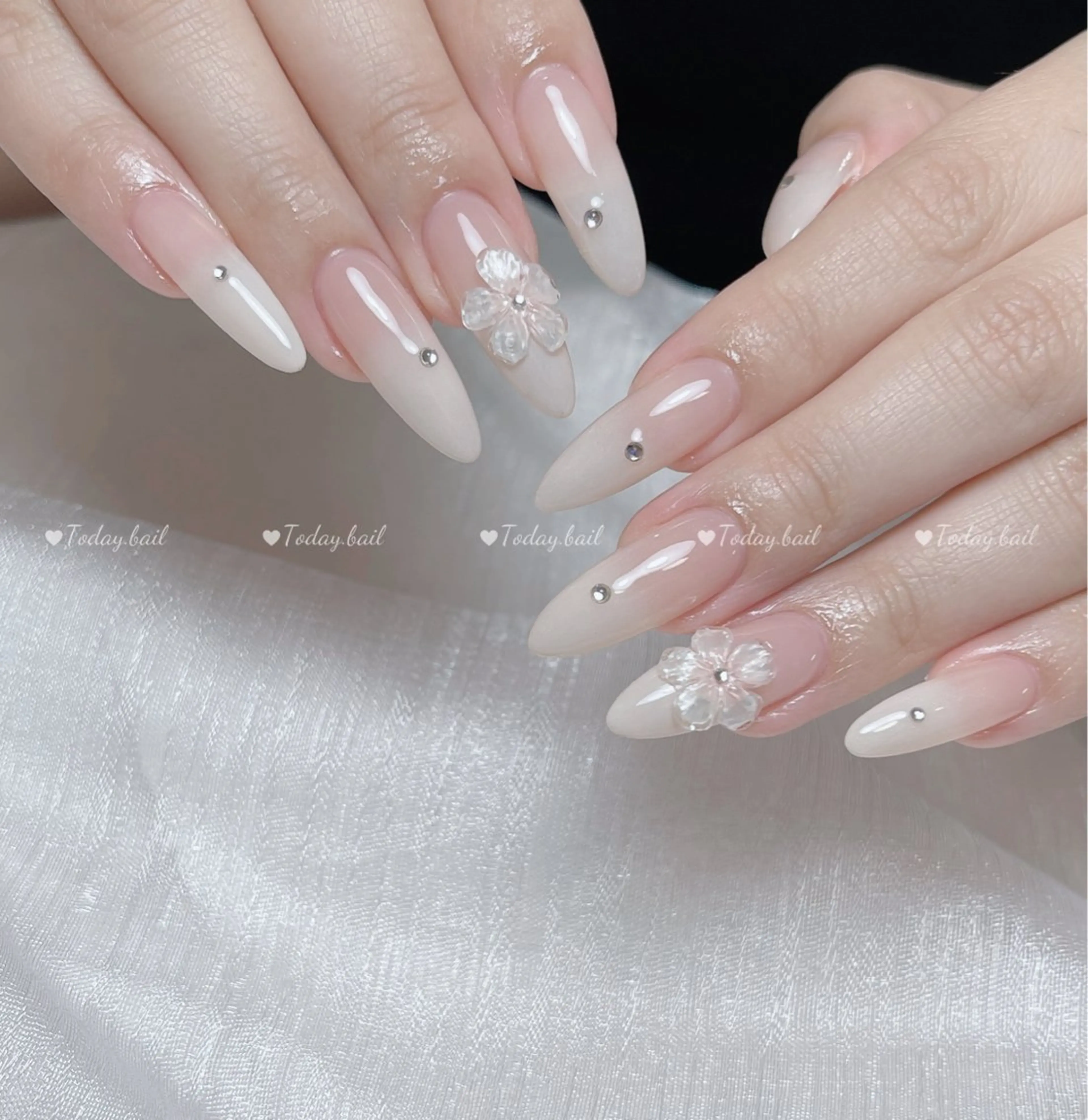 ネイル ハンドネイル 🎀Today nail💅のネイルデザイン