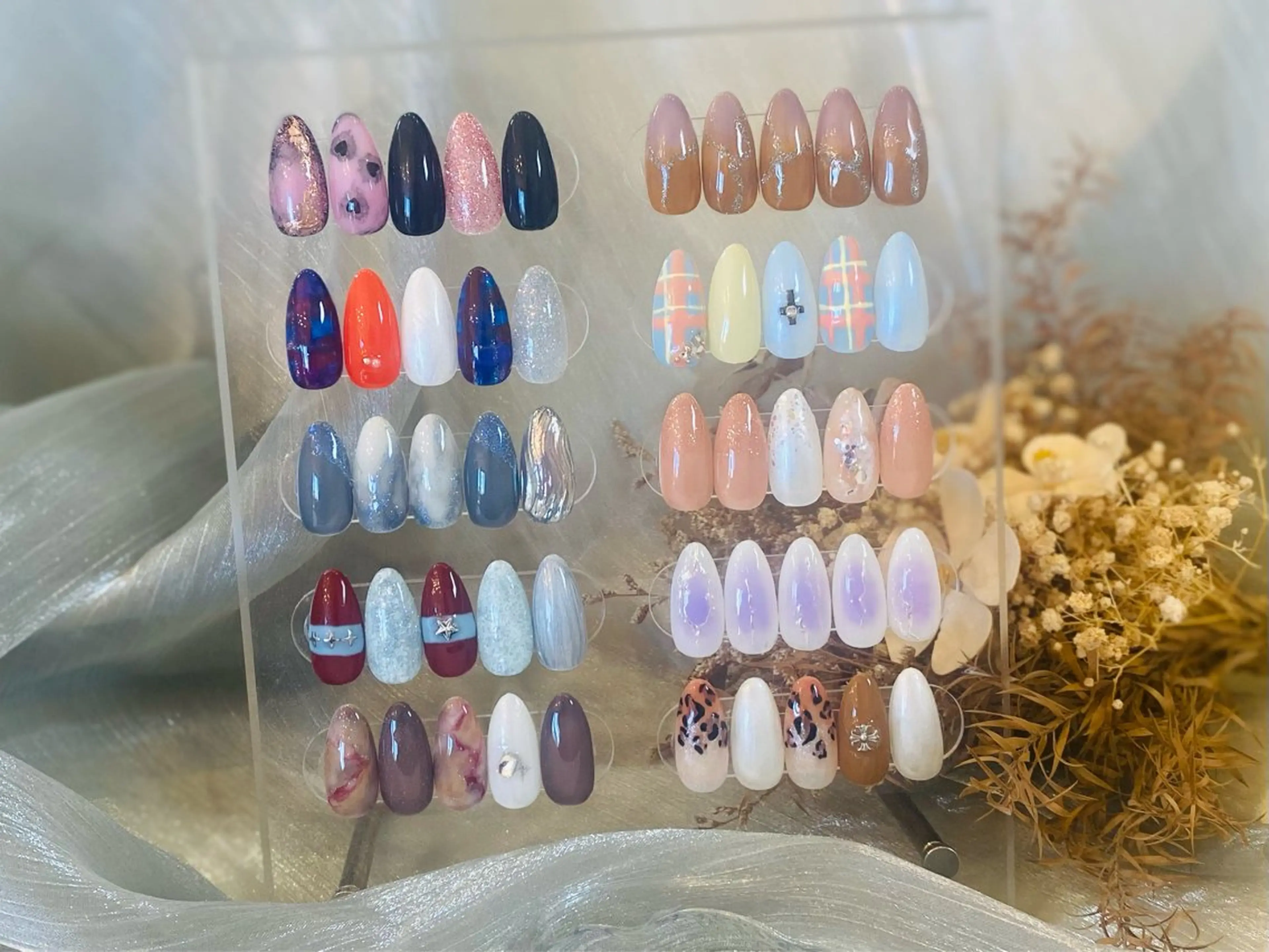 ネイル LingK/nail 高士 翔子のネイルデザイン