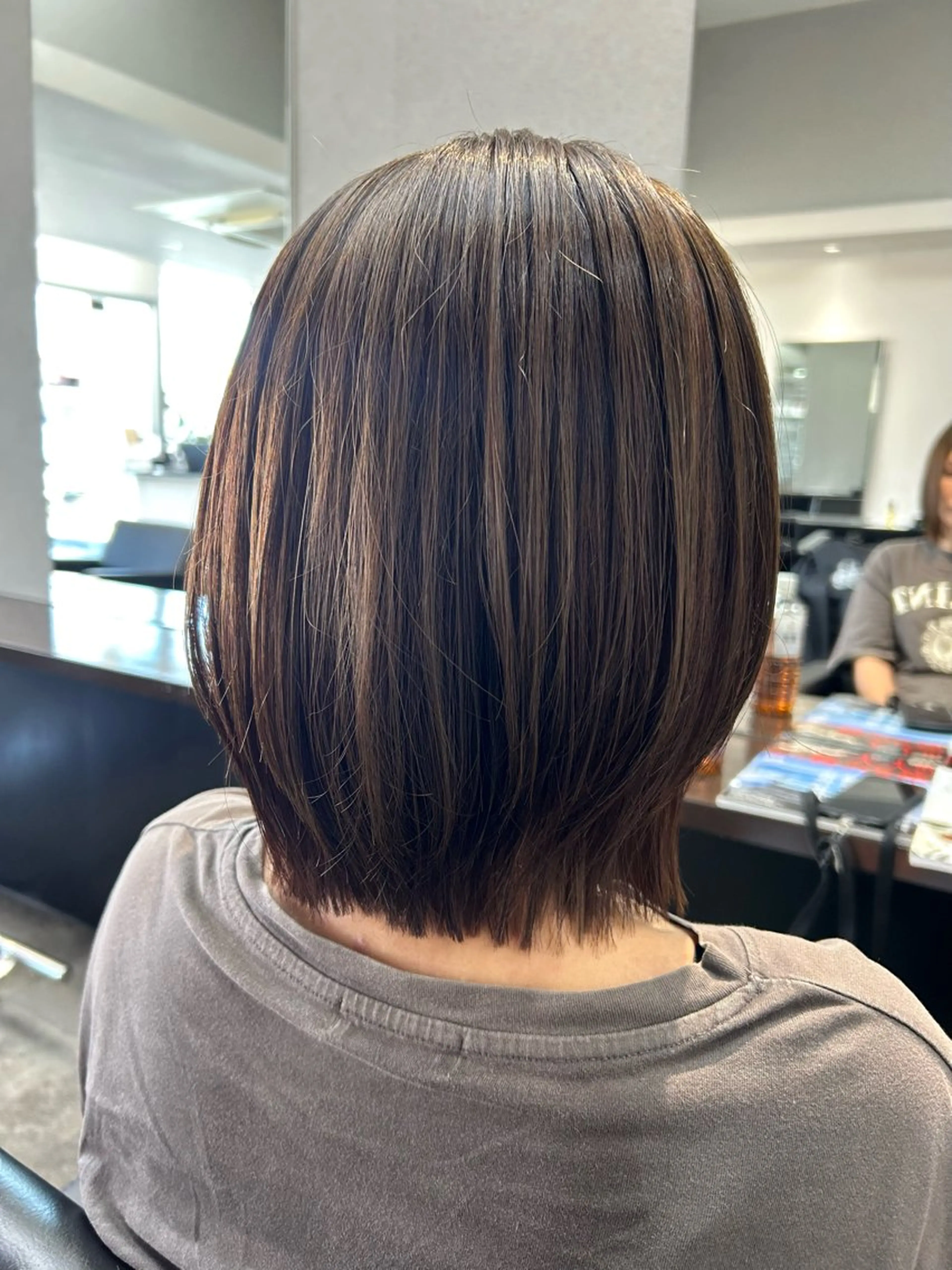 ミディアム カラー ボブレイヤー ボブ レイヤーカット Le Lien OURAのヘアスタイル