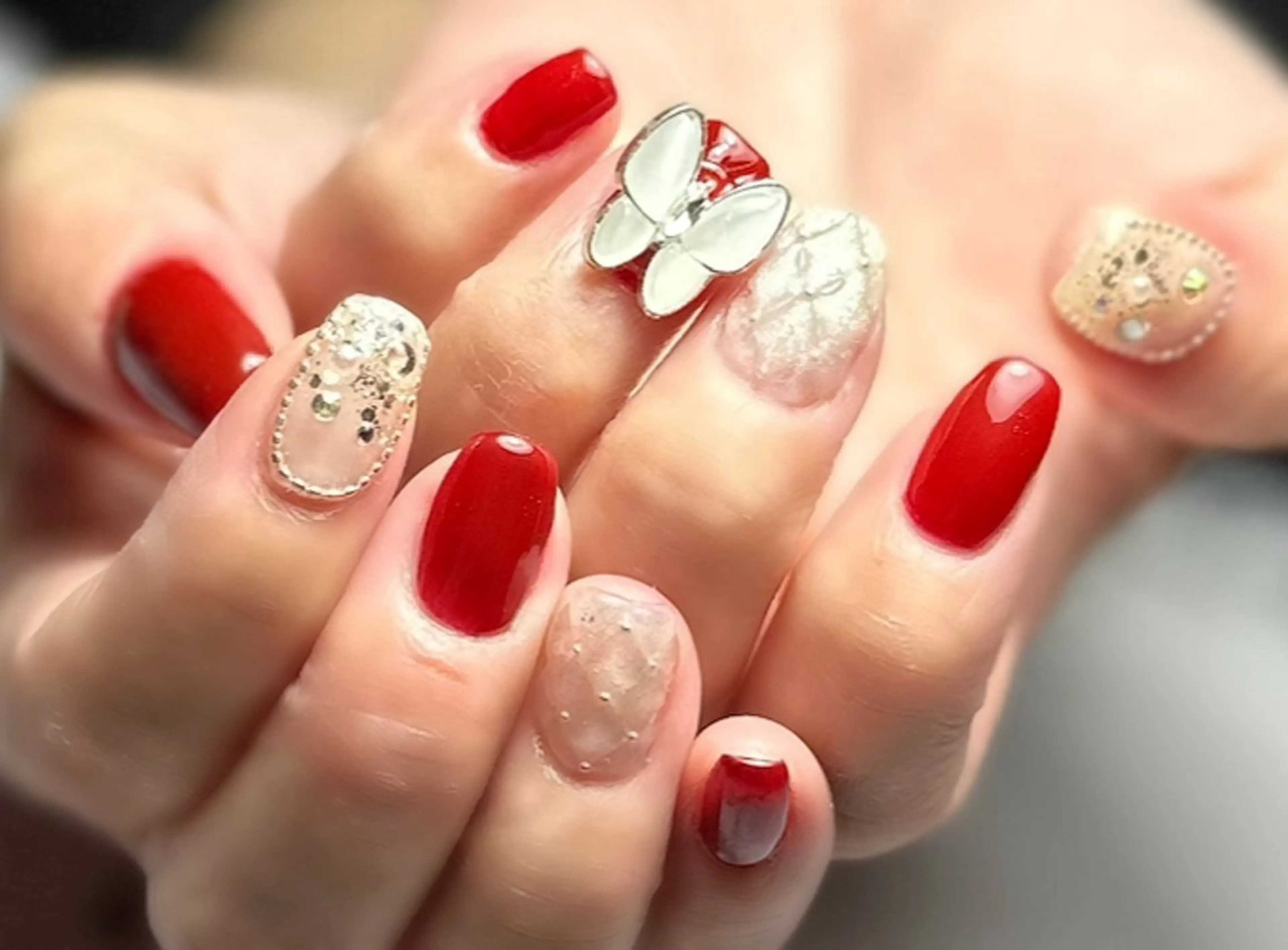 ネイル 新山 聖のネイルデザイン