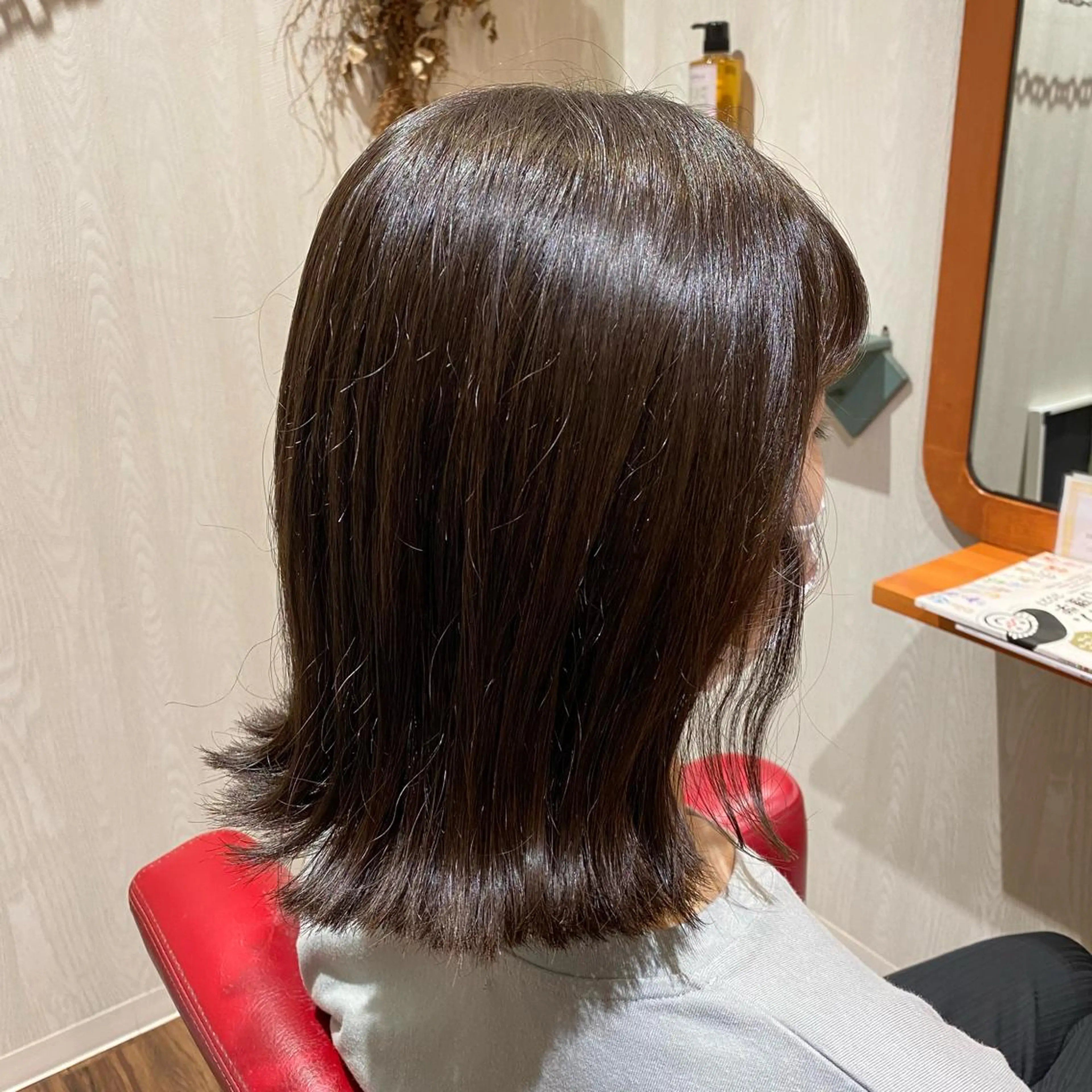 ミディアム 木宮 美緒のヘアスタイル