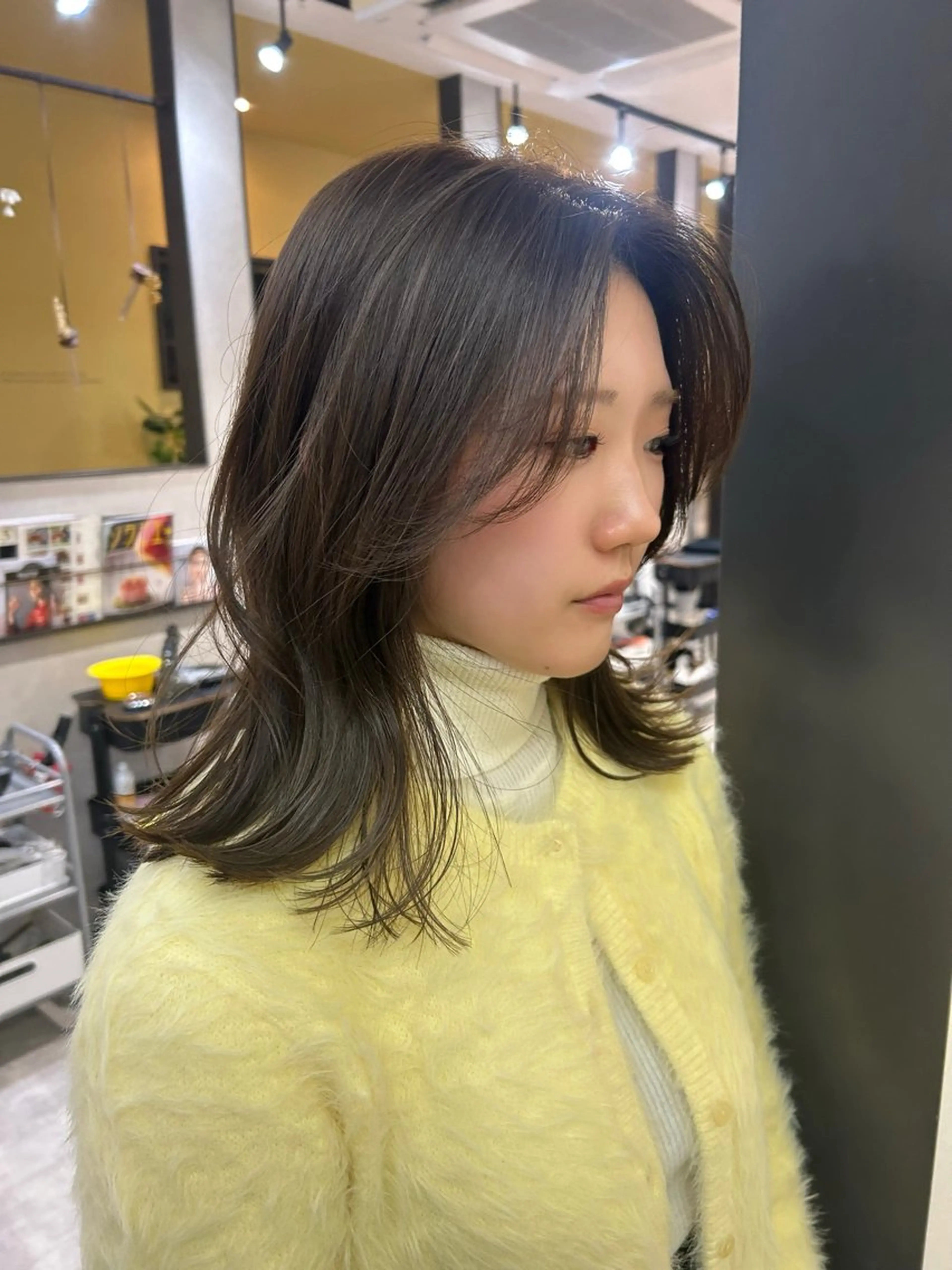 セミロング カラー アッシュ アッシュグレー アッシュグレージュ 透明感カラー グレージュ hub hair レイヤー/透明感のヘアスタイル