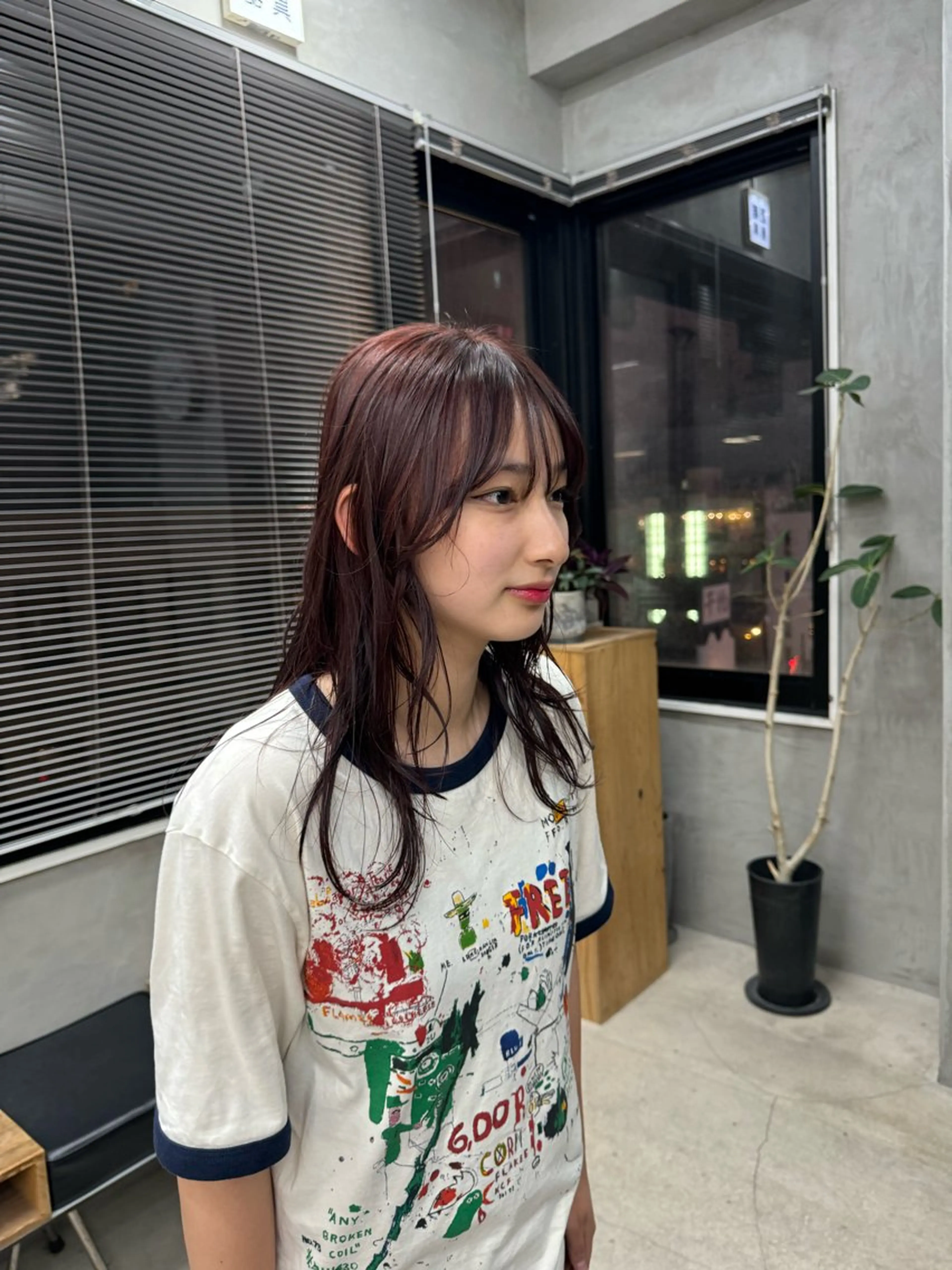 ロング カラー ピンクカラー レッドカラー レイヤーカット tetohair ありもとみゆのヘアスタイル