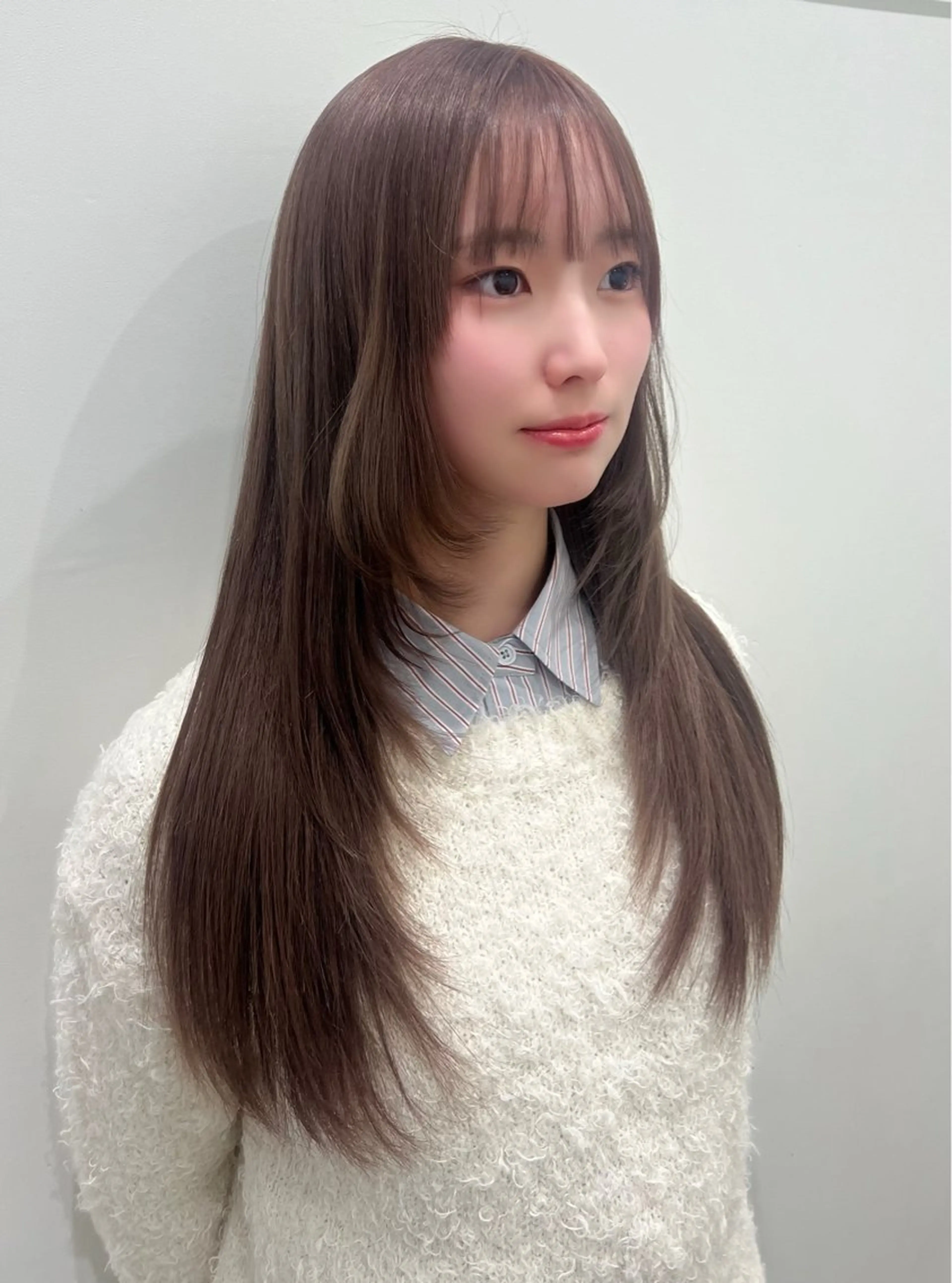 ロング 顔まわりレイヤー 顔周りカット ハイレイヤー レイヤーカット ロング カット 髪質改善/レイヤー/ 透明感カラー/桃谷翼のヘアスタイル