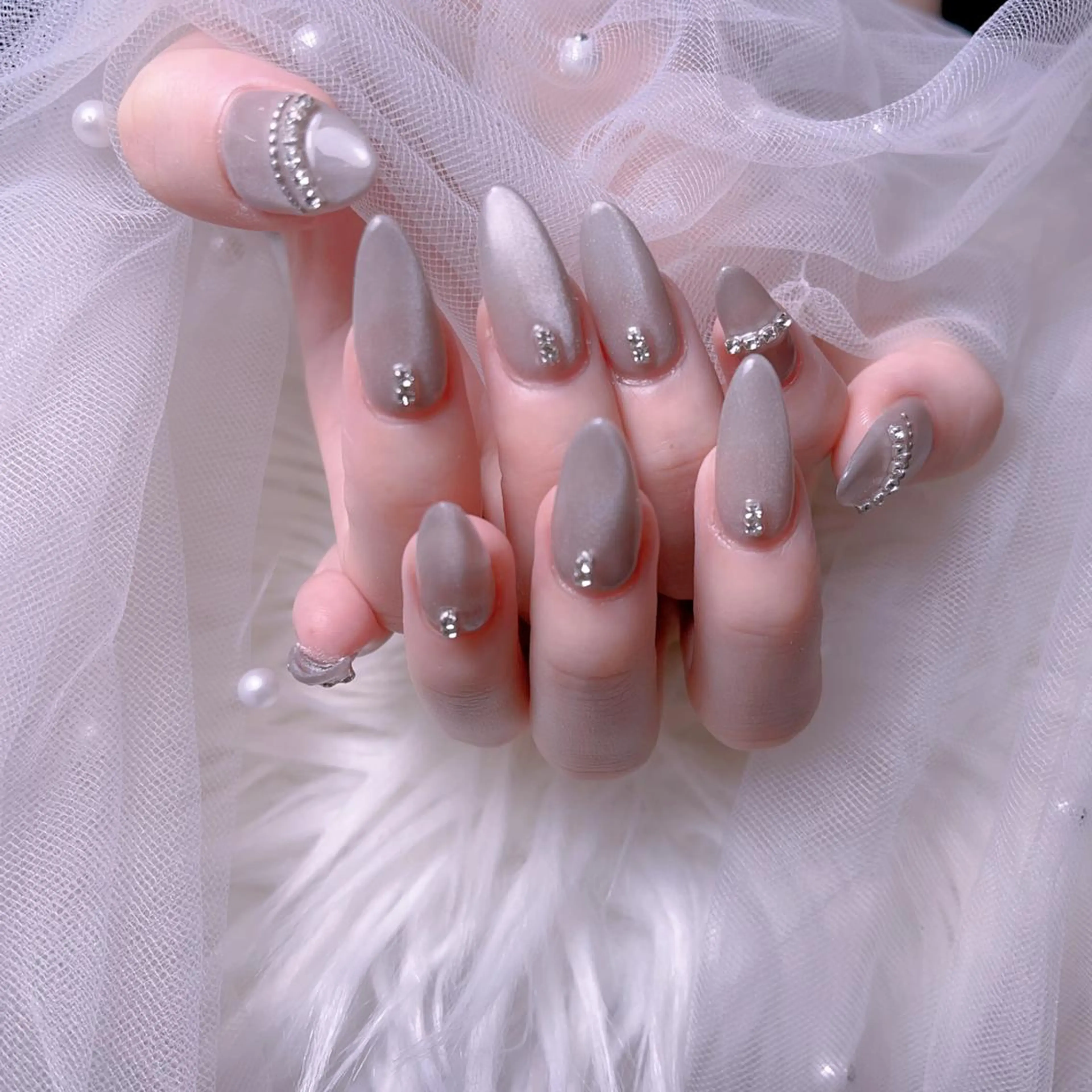 メンズ ネイル アートネイル フレンチネイル ジェルネイル キラキラネイル パラジェル Bloom スカルプ専門店のネイルデザイン