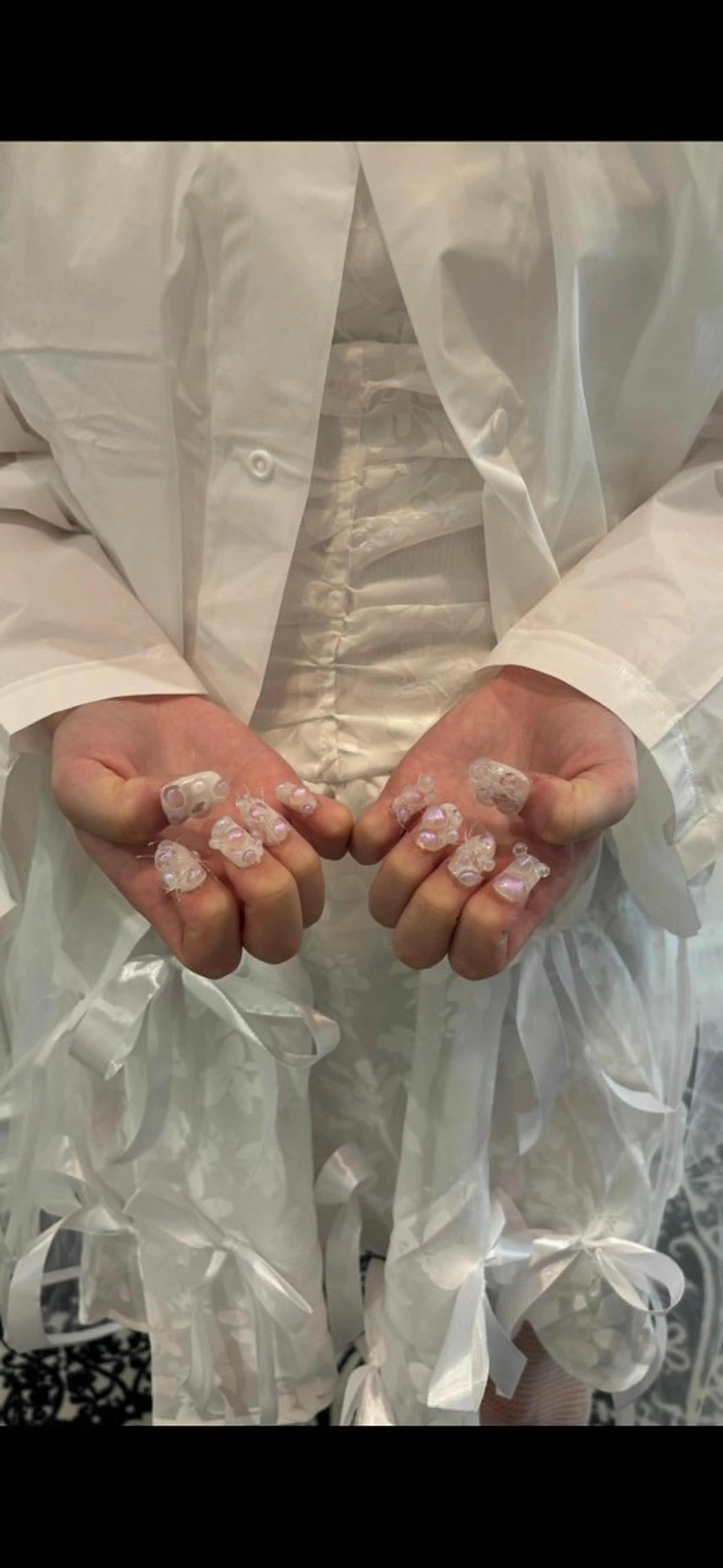 ネイル しおん🎶｜ひと 癖ニュアンス｜個性派のネイルデザイン