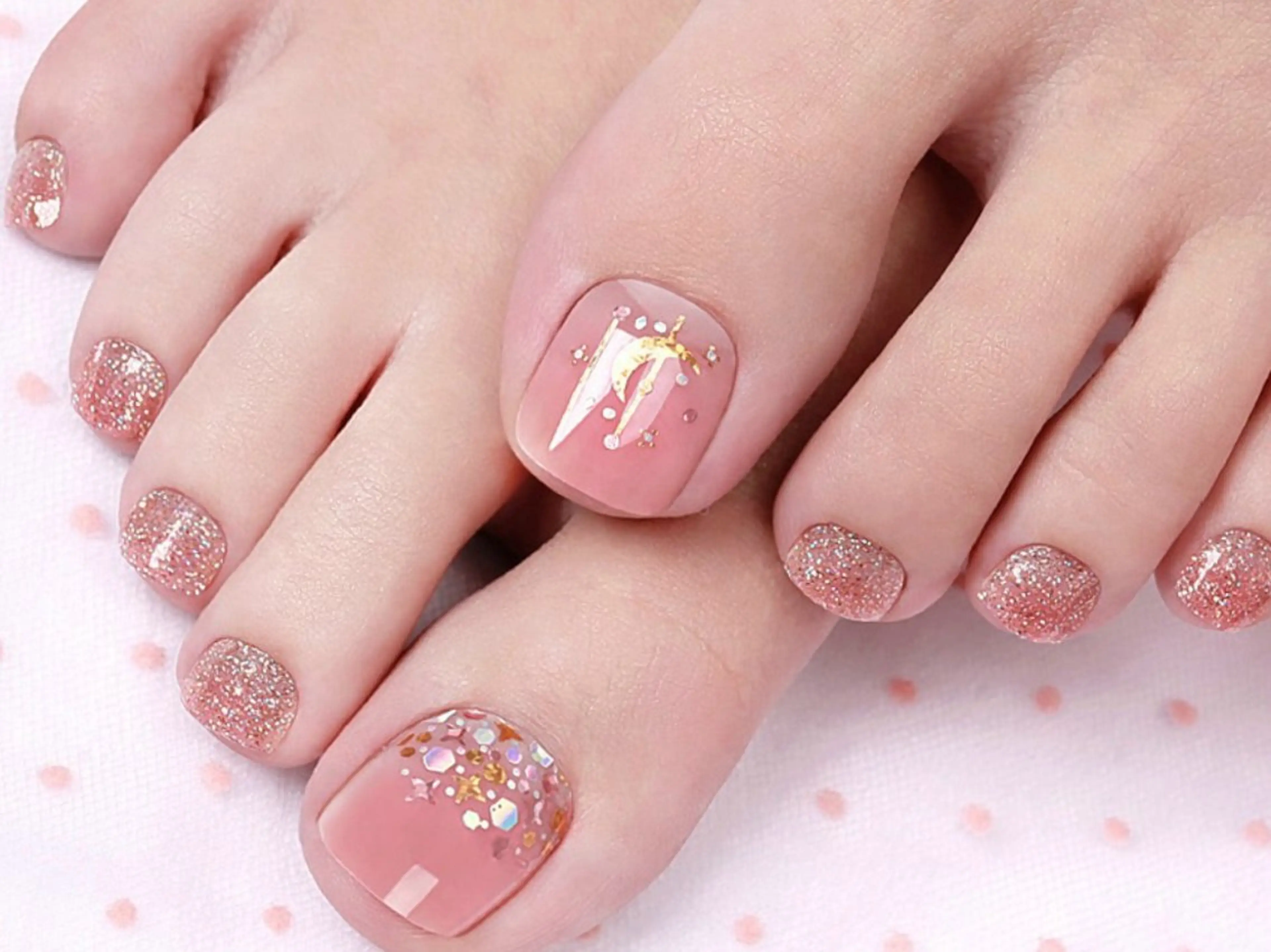 ネイル ホログラムネイル ピンク Nolaslien Mayra 銀座店のネイルデザイン
