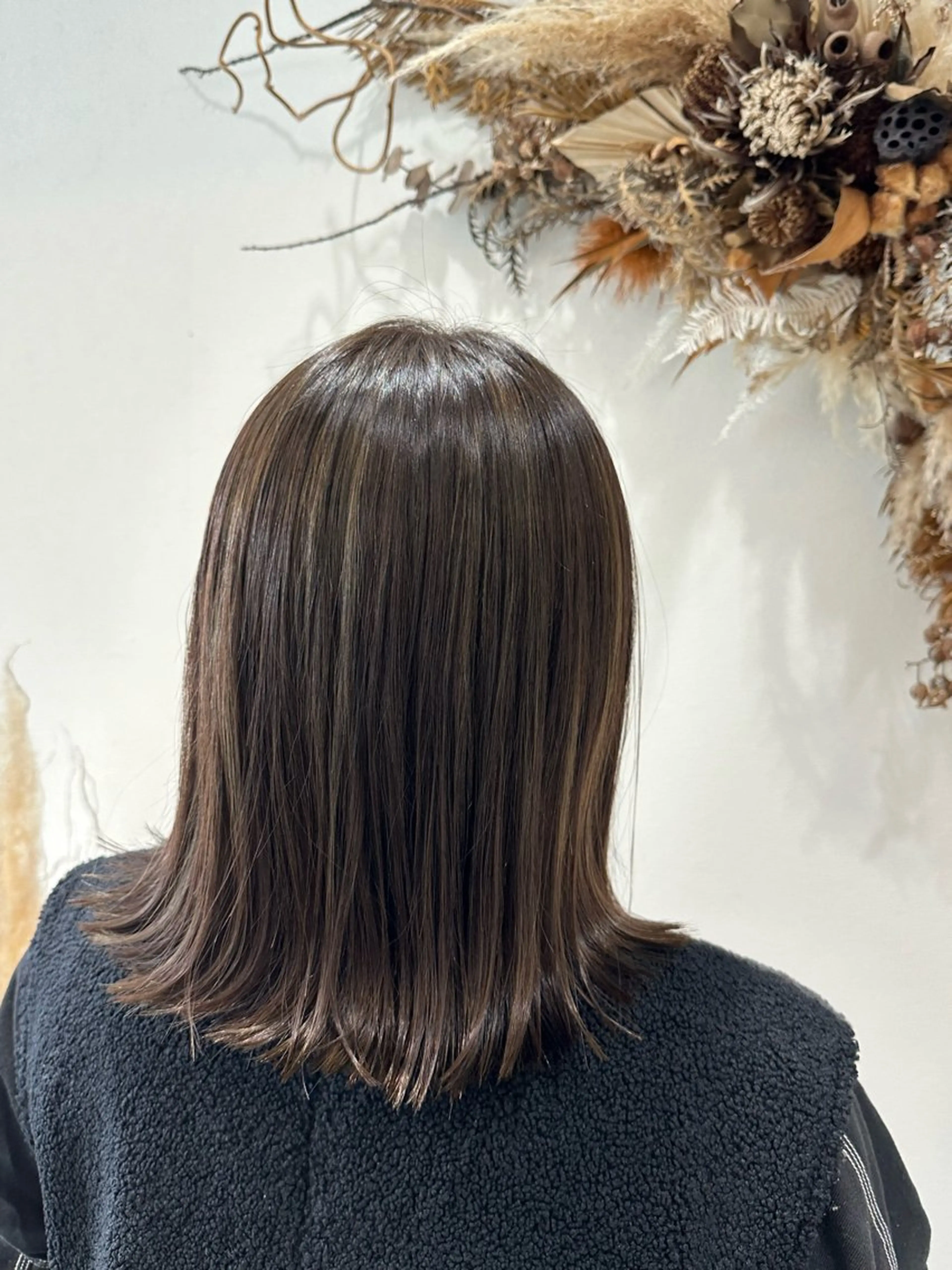 カラー ハイライトカラー MIRUKA/ 暖色カラー/ベージュのヘアスタイル