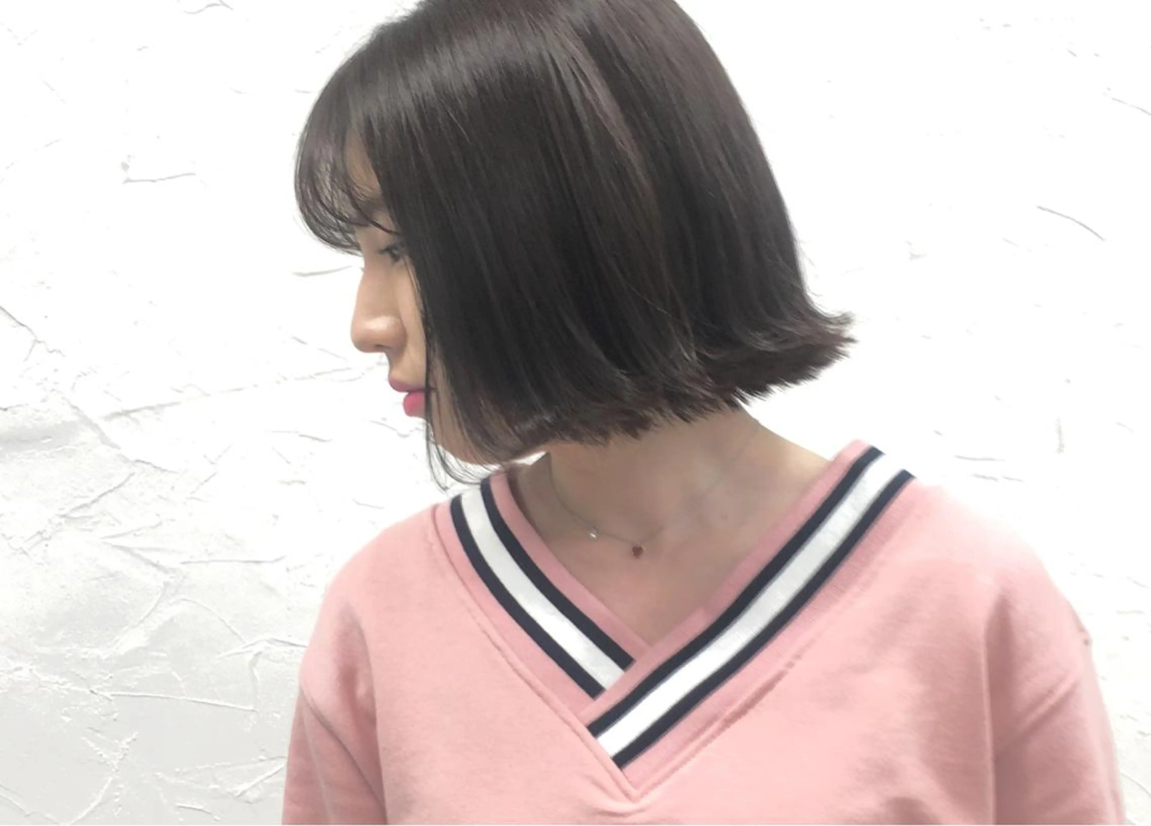 ショート ヘアアレンジ ボブ 外ハネヘア 脱！黒髪 ダブルカラー【上野】のヘアスタイル