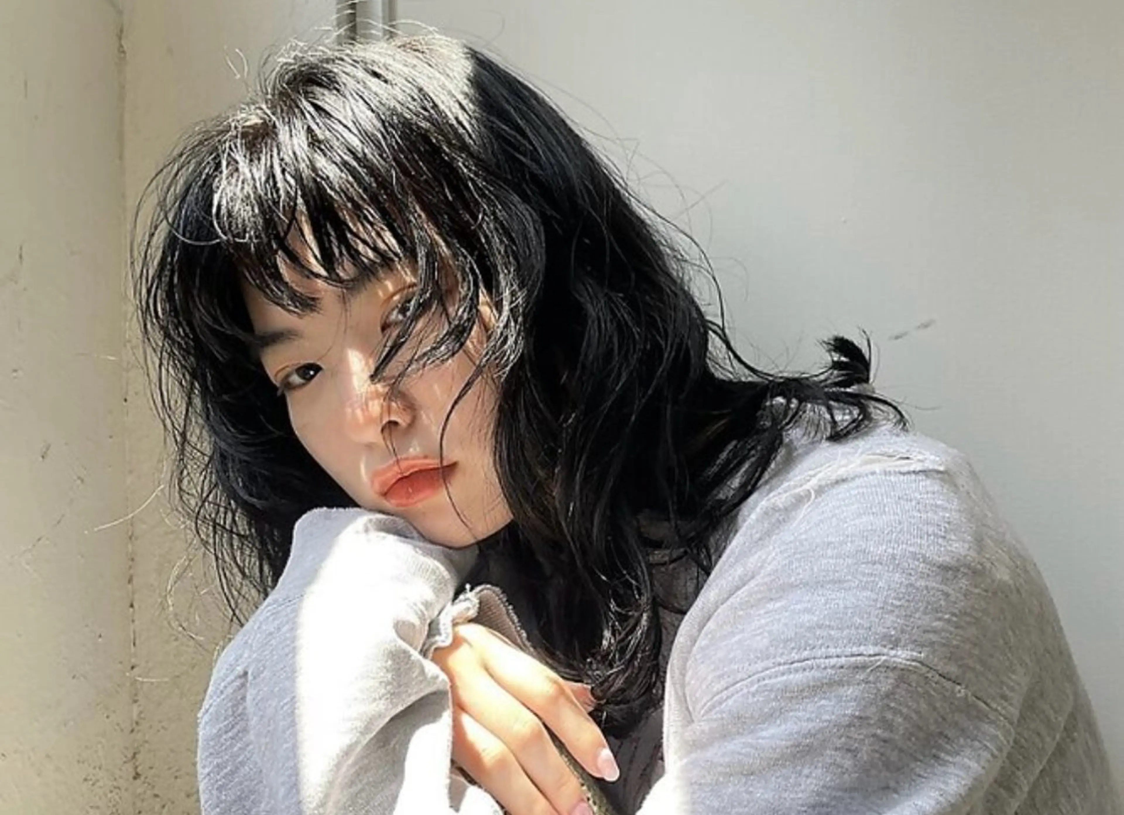 ロング 佐藤 永夏のヘアスタイル