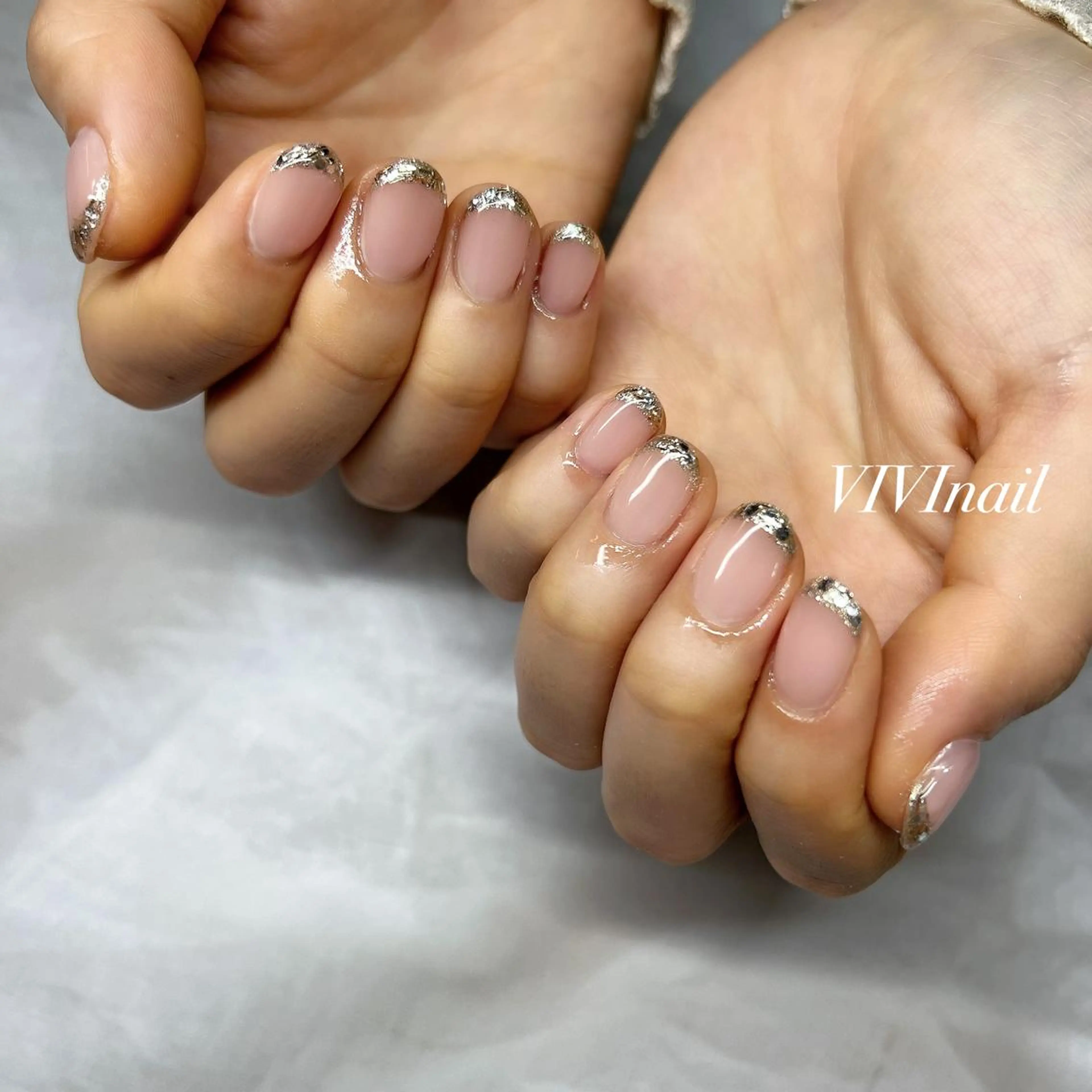 ネイル フレンチネイル ガラスフレンチ シンプルネイル ハンドネイル vivi nailのネイルデザイン