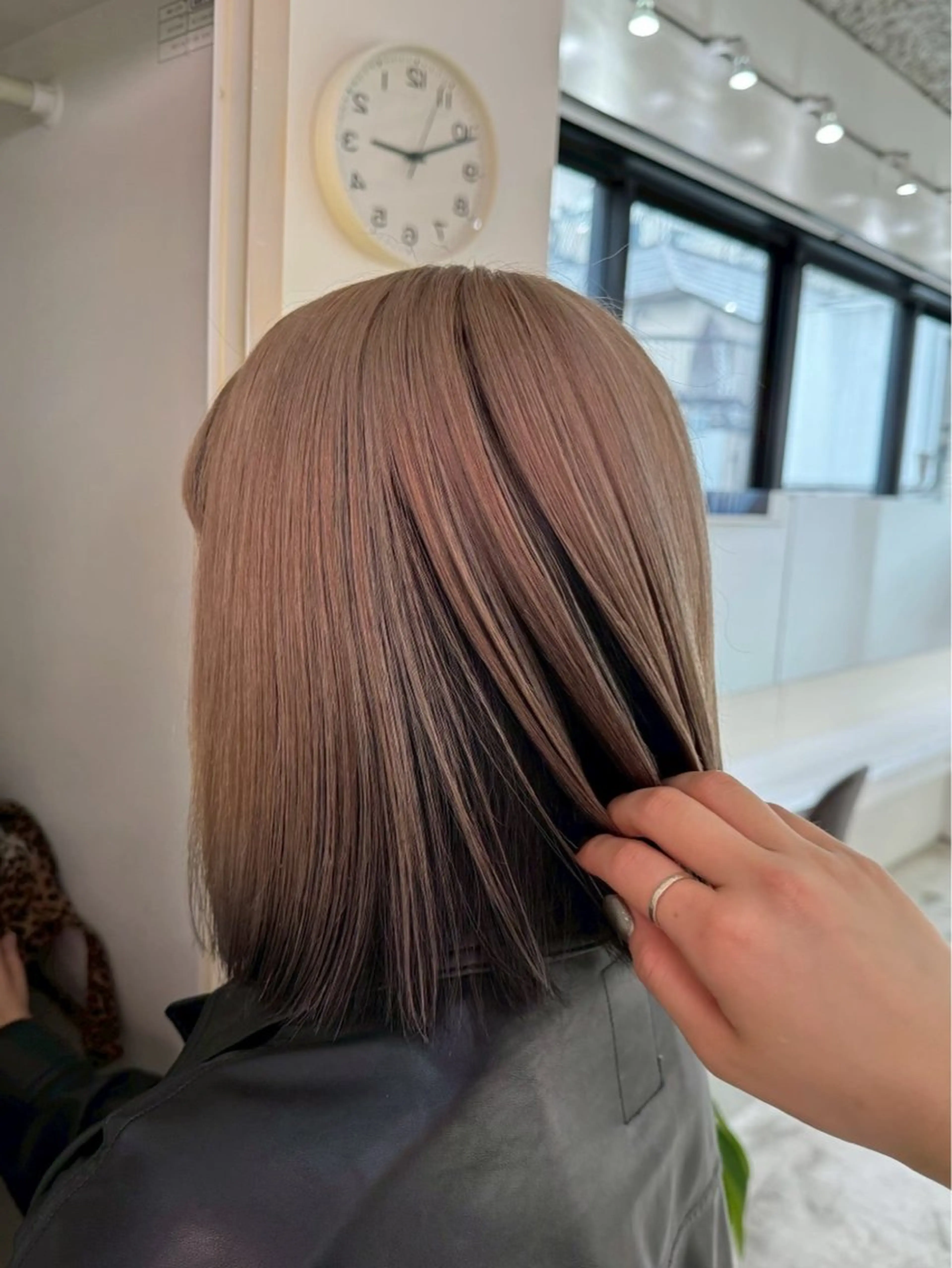 ミディアム ヘアカラー トリートメント 🧚🏻透明感カラー 🫧フウワのヘアスタイル