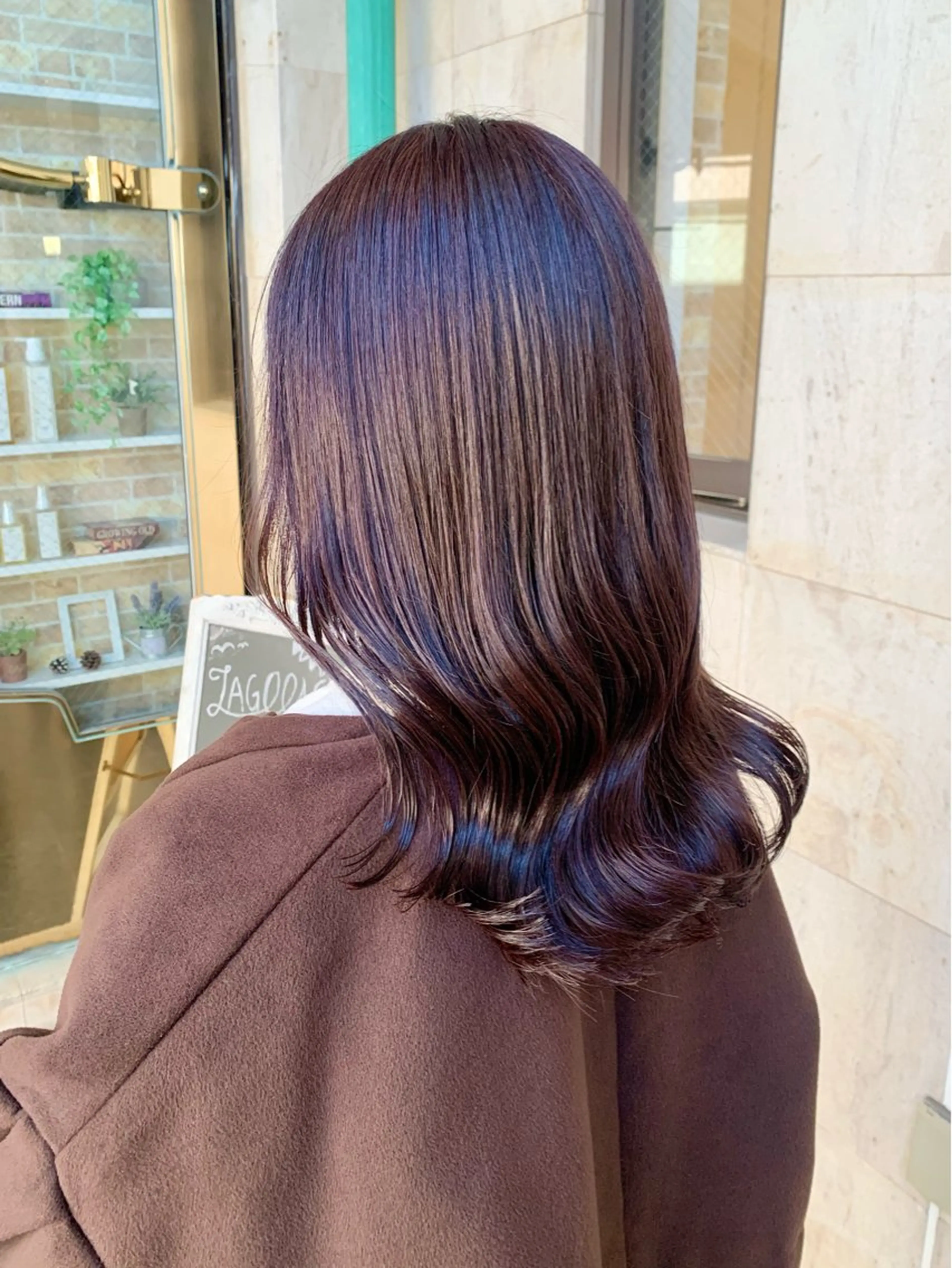 セミロング カラー 切りっぱなしボブ ブリーチ ダブルカラー ハイライトカラー ラベンダーカラー ✨艶髪✨透明感✨ 山内大樹のヘアスタイル