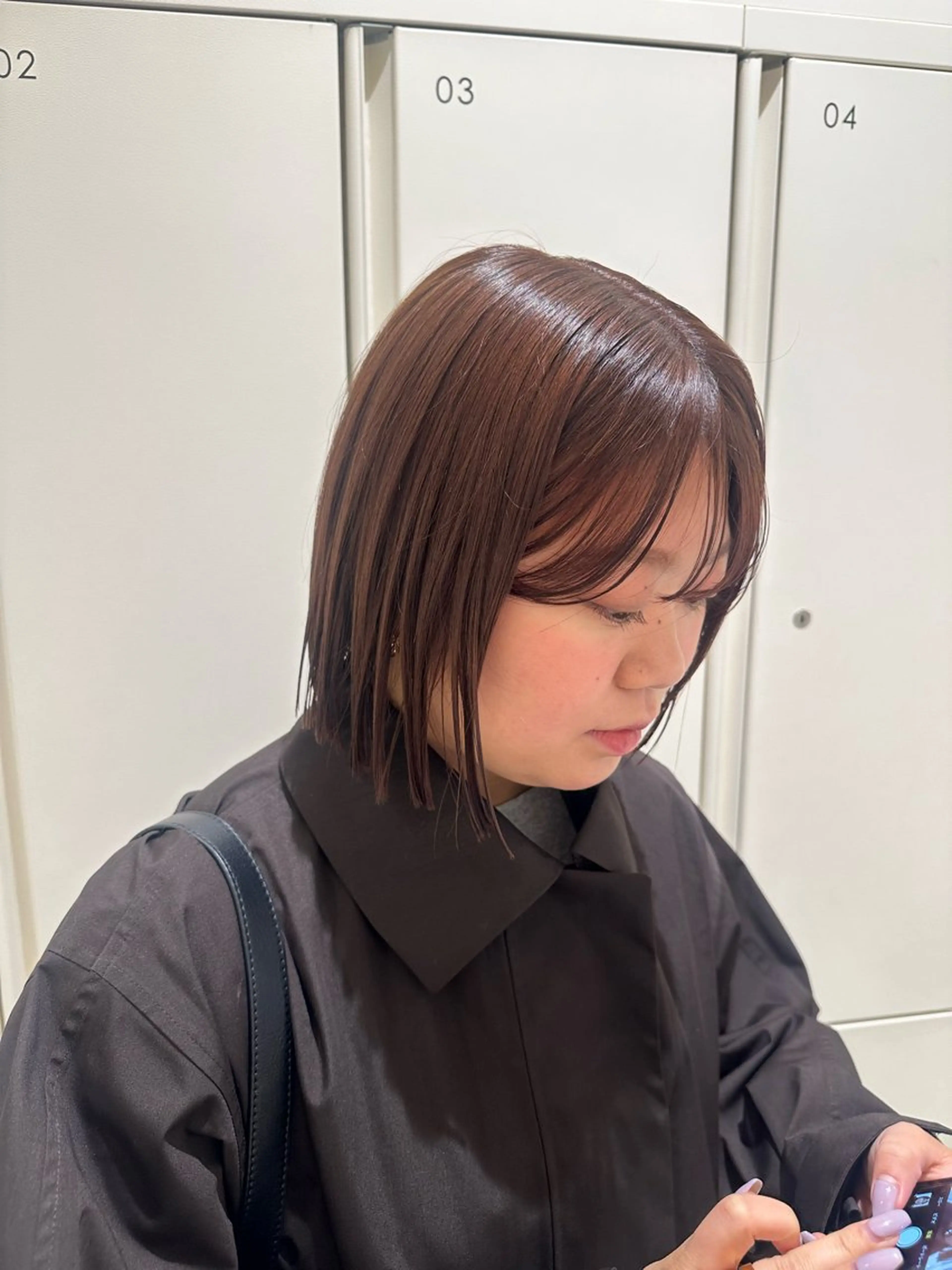 ショート カラー ヘアアレンジ ヘアカラー トリートメント タイトボブ個性派カラ ーAKANEのヘアスタイル