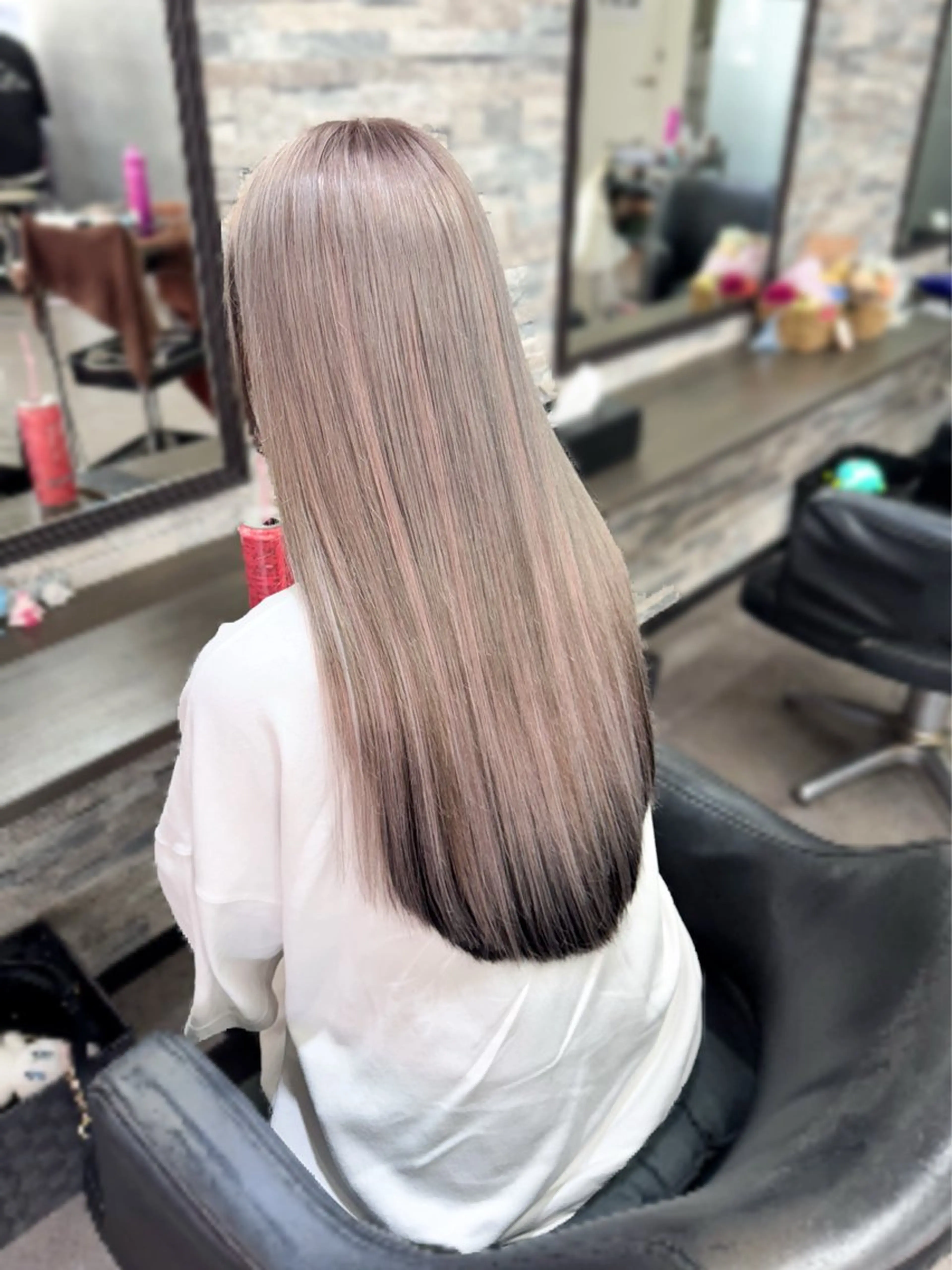 ロング カラー カット ヘアカラー トリートメント エクステ ハイトーンエクステ 🎩カズキ🎩のヘアスタイル