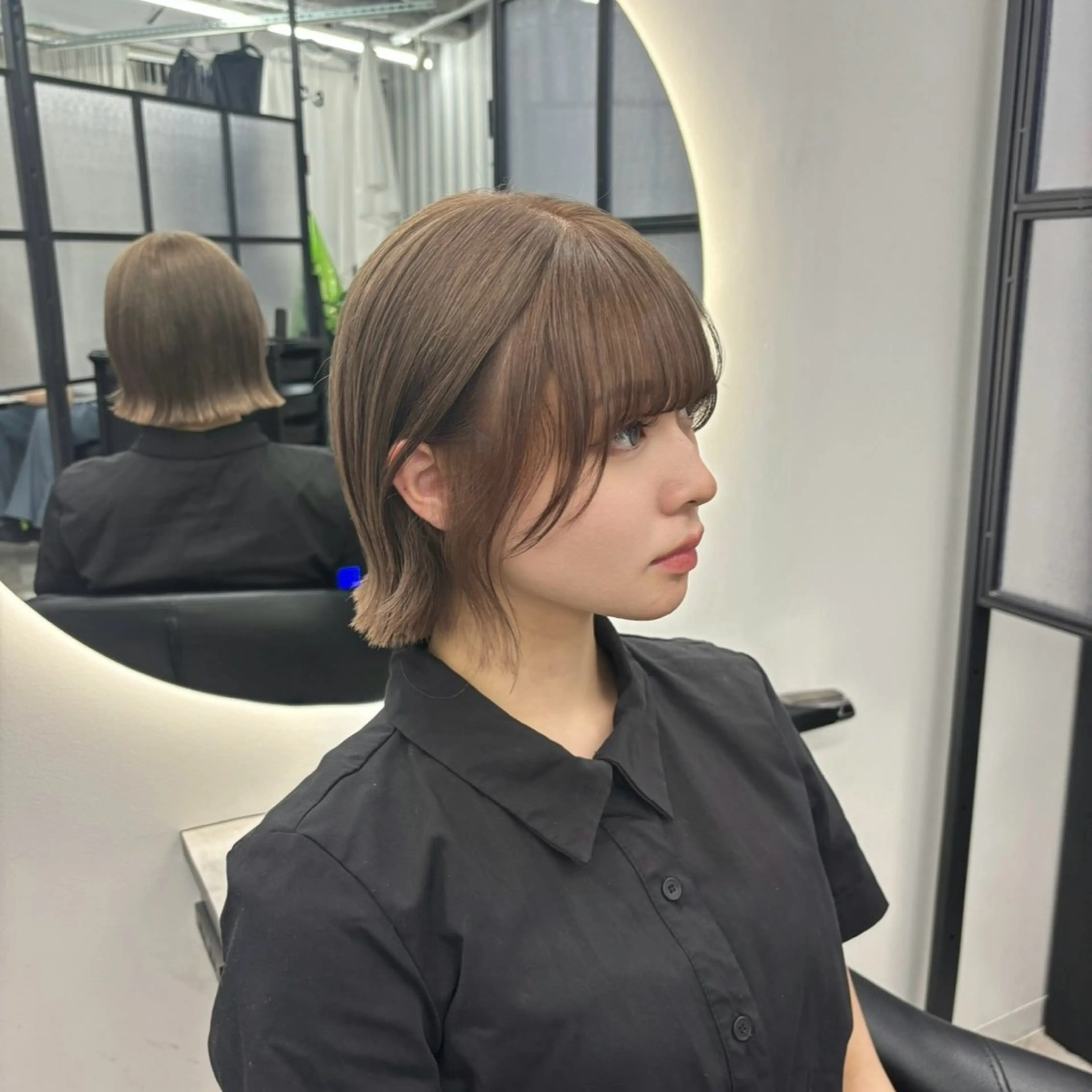 『肩上までの長さ限定‼️』ケアブリーチ1回➕全体ワンカラーの写真